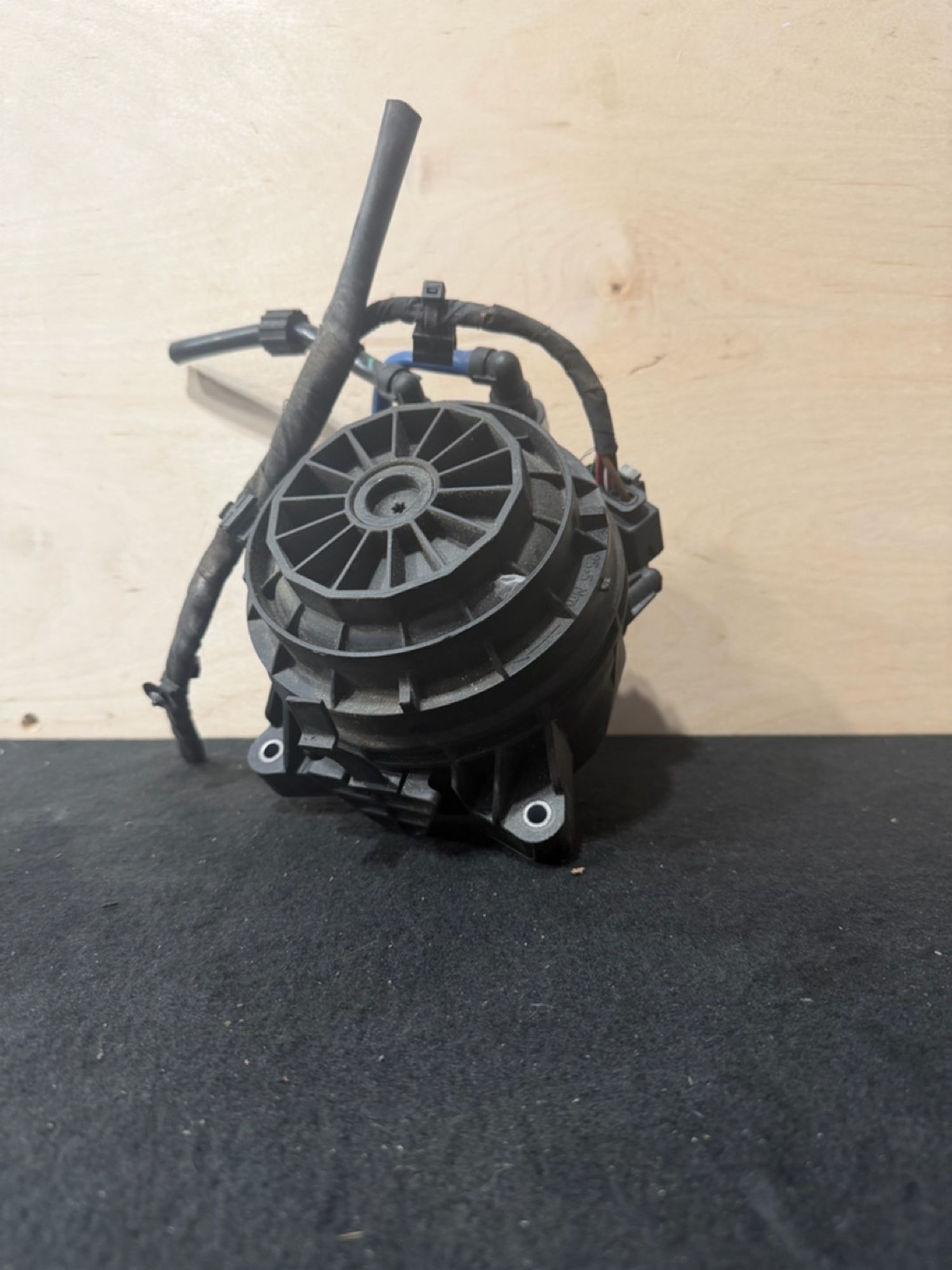 https://ycs.partsauto.market/partsauto-images/thmbs/userImages/57a1490c760884948c1593ca7cc92ed5/part/4ed825eb-59a7-4396-9753-d8ec31e86140_1776689360601.jpg