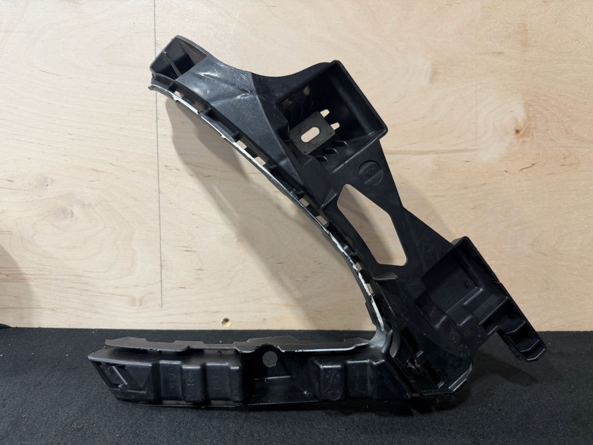 https://ycs.partsauto.market/partsauto-images/thmbs/userImages/57a1490c760884948c1593ca7cc92ed5/part/52bfa850-4b9c-4e0d-bcd7-7a6eca49ffb9_1776610830848.jpg