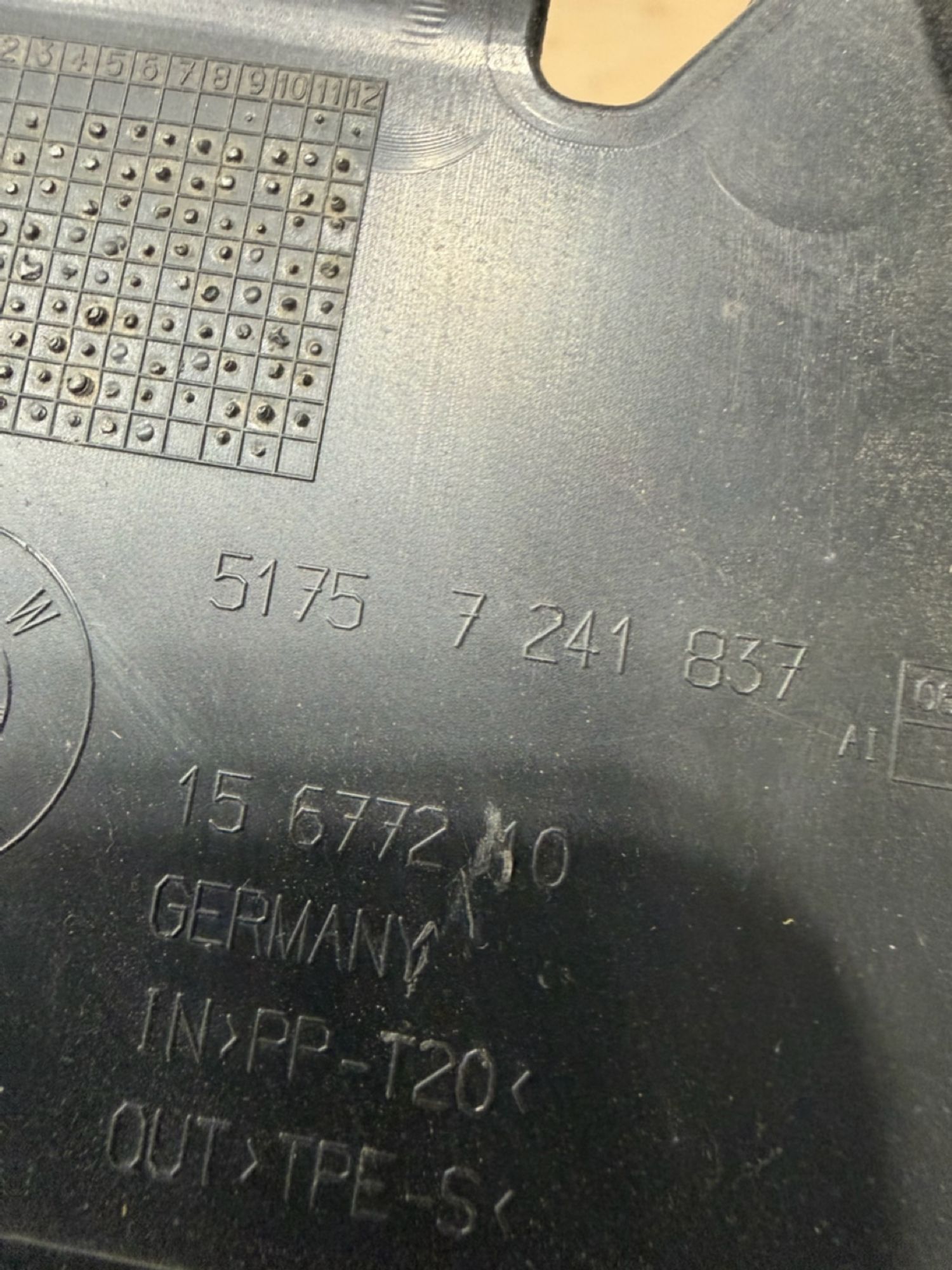 https://ycs.partsauto.market/partsauto-images/thmbs/userImages/57a1490c760884948c1593ca7cc92ed5/part/551b737b-28a1-42ba-bd27-b6658e397aa8_1776950312100.jpg
