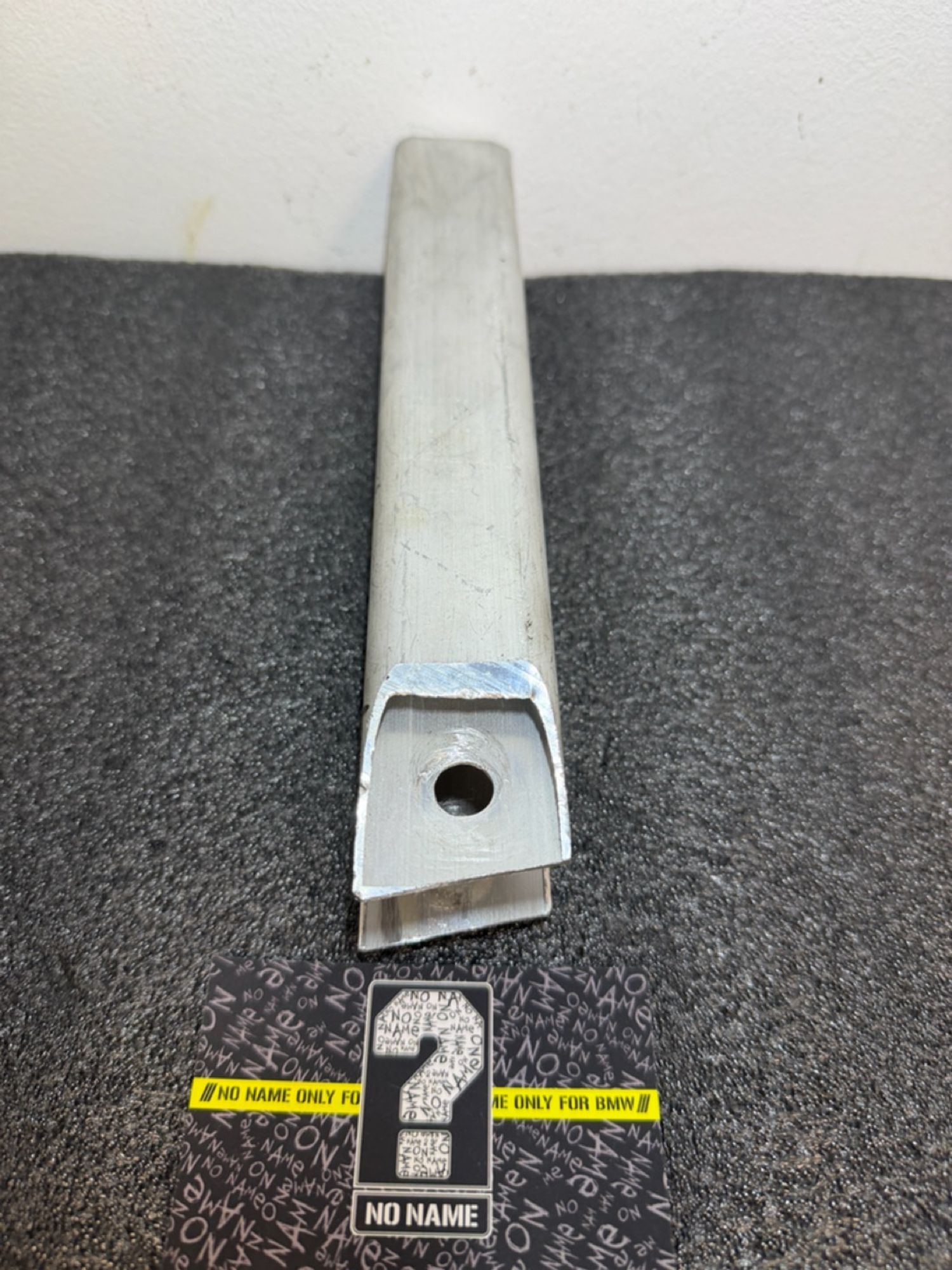 https://ycs.partsauto.market/partsauto-images/thmbs/userImages/57a1490c760884948c1593ca7cc92ed5/part/5771ea8d-130d-4edf-8c3b-d522789e51c2_1777121621520.jpg