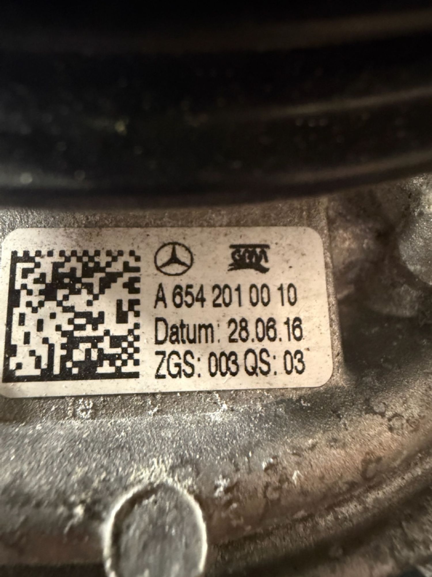 https://ycs.partsauto.market/partsauto-images/thmbs/userImages/57a1490c760884948c1593ca7cc92ed5/part/5ad618ad-f251-4916-bed0-8911114e74b7_1776445195172.jpg