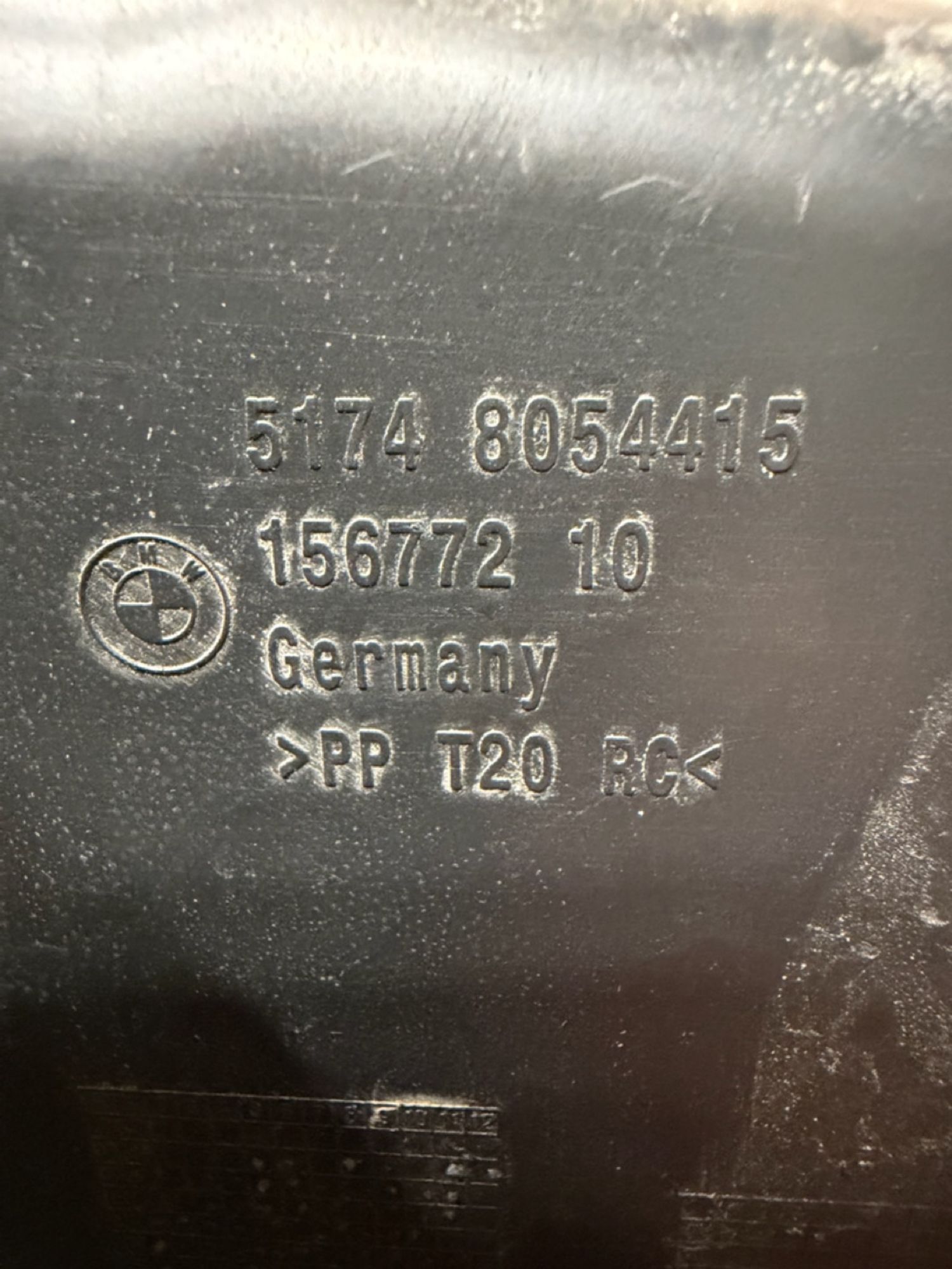 https://ycs.partsauto.market/partsauto-images/thmbs/userImages/57a1490c760884948c1593ca7cc92ed5/part/5df25843-235a-4a88-bd12-81ad82eb8b78_1776429006259.jpg