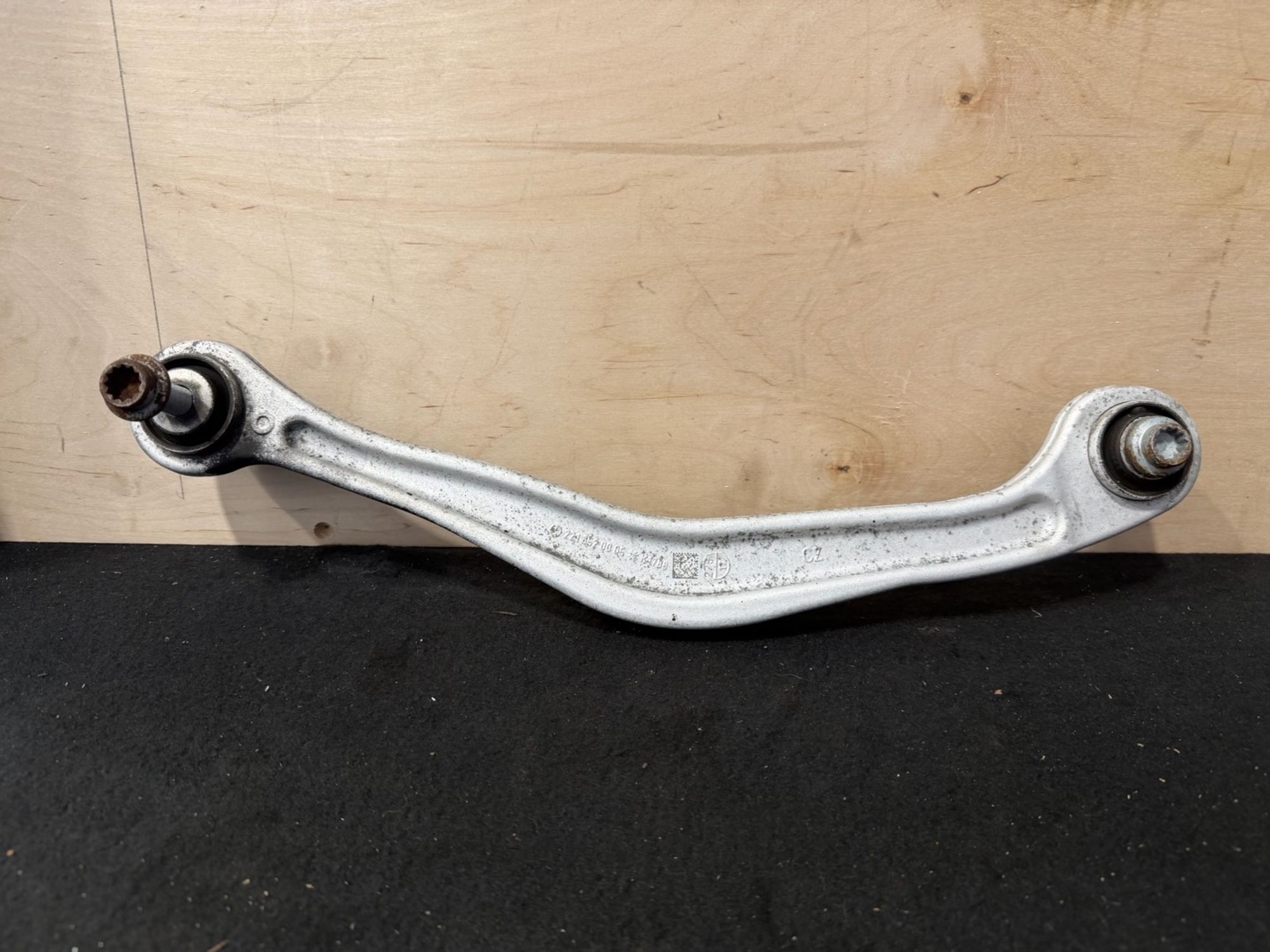 https://ycs.partsauto.market/partsauto-images/thmbs/userImages/57a1490c760884948c1593ca7cc92ed5/part/5eebd1f3-5dd9-46b8-a7eb-97b12871413f_1777123523031.jpg