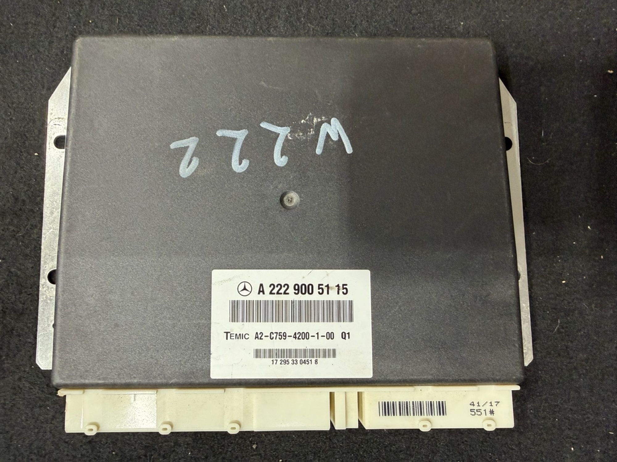 https://ycs.partsauto.market/partsauto-images/thmbs/userImages/57a1490c760884948c1593ca7cc92ed5/part/63df59a5-00f8-4f5b-9a8e-741ca062dd20_1776522205098.jpg