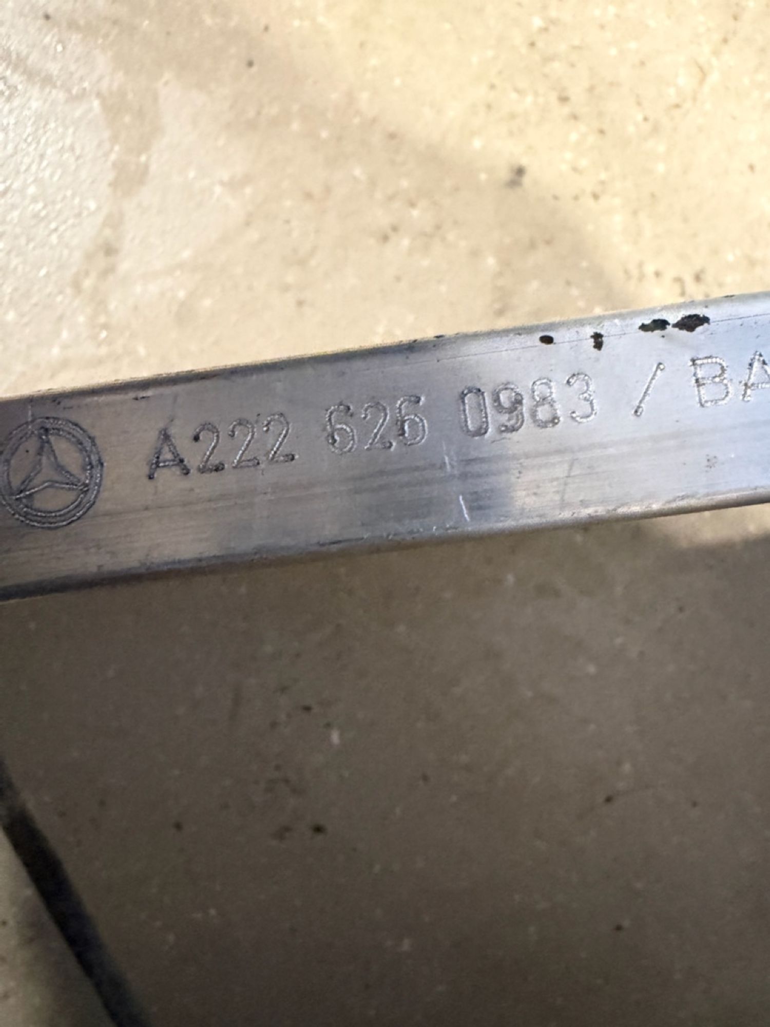 https://ycs.partsauto.market/partsauto-images/thmbs/userImages/57a1490c760884948c1593ca7cc92ed5/part/6b179c01-2a9d-46d0-8d75-ca7df59273e7_1777305443040.jpg