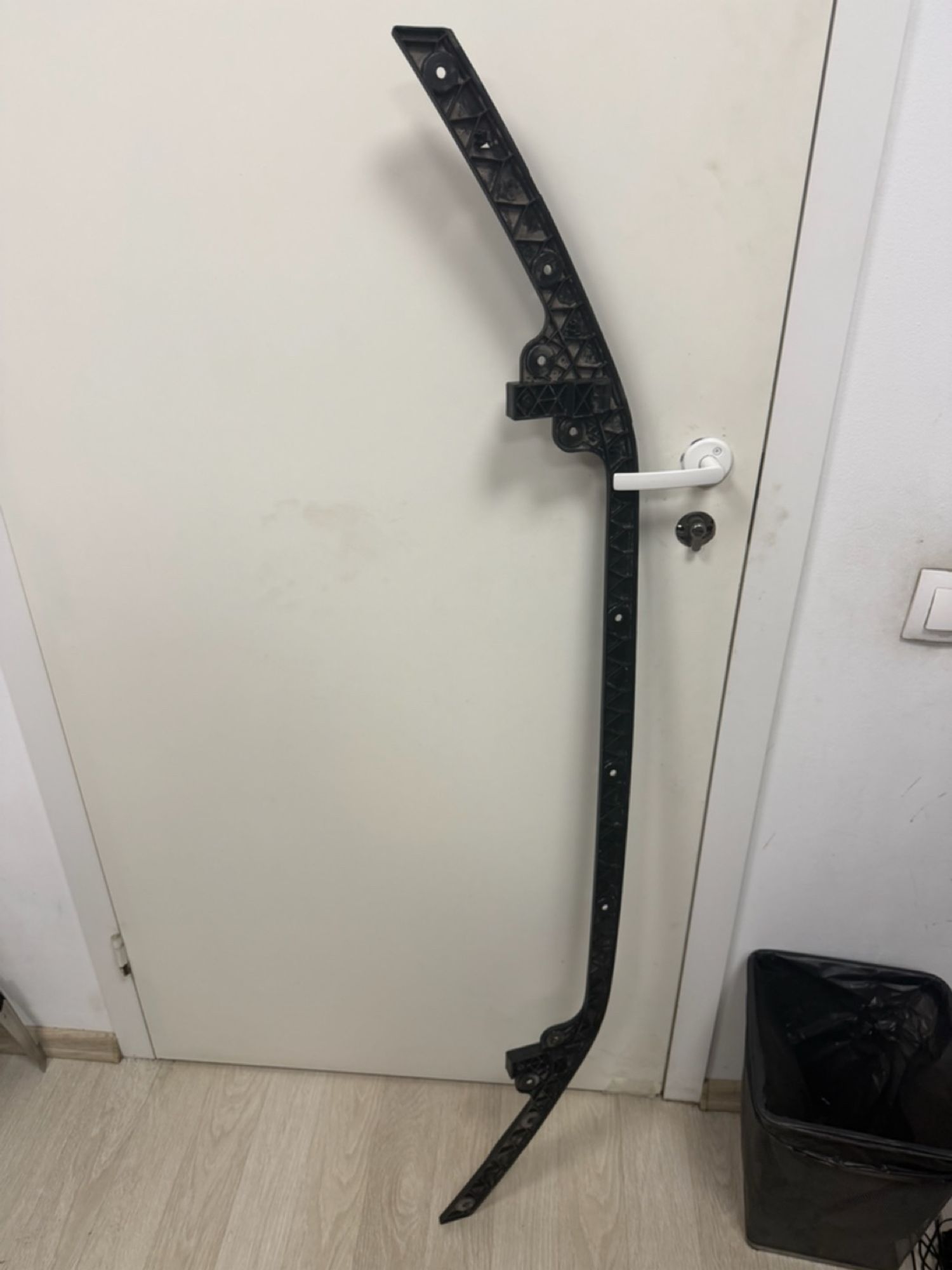 https://ycs.partsauto.market/partsauto-images/thmbs/userImages/57a1490c760884948c1593ca7cc92ed5/part/6b41dbf7-d22b-4df1-9375-46e8e67e66cb_1776848652075.jpg