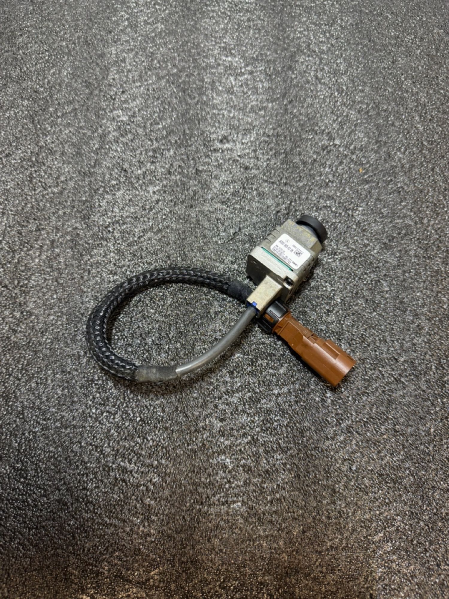 https://ycs.partsauto.market/partsauto-images/thmbs/userImages/57a1490c760884948c1593ca7cc92ed5/part/734662ee-1367-47b4-9662-63c8c4d4e017_1776548518293.jpg