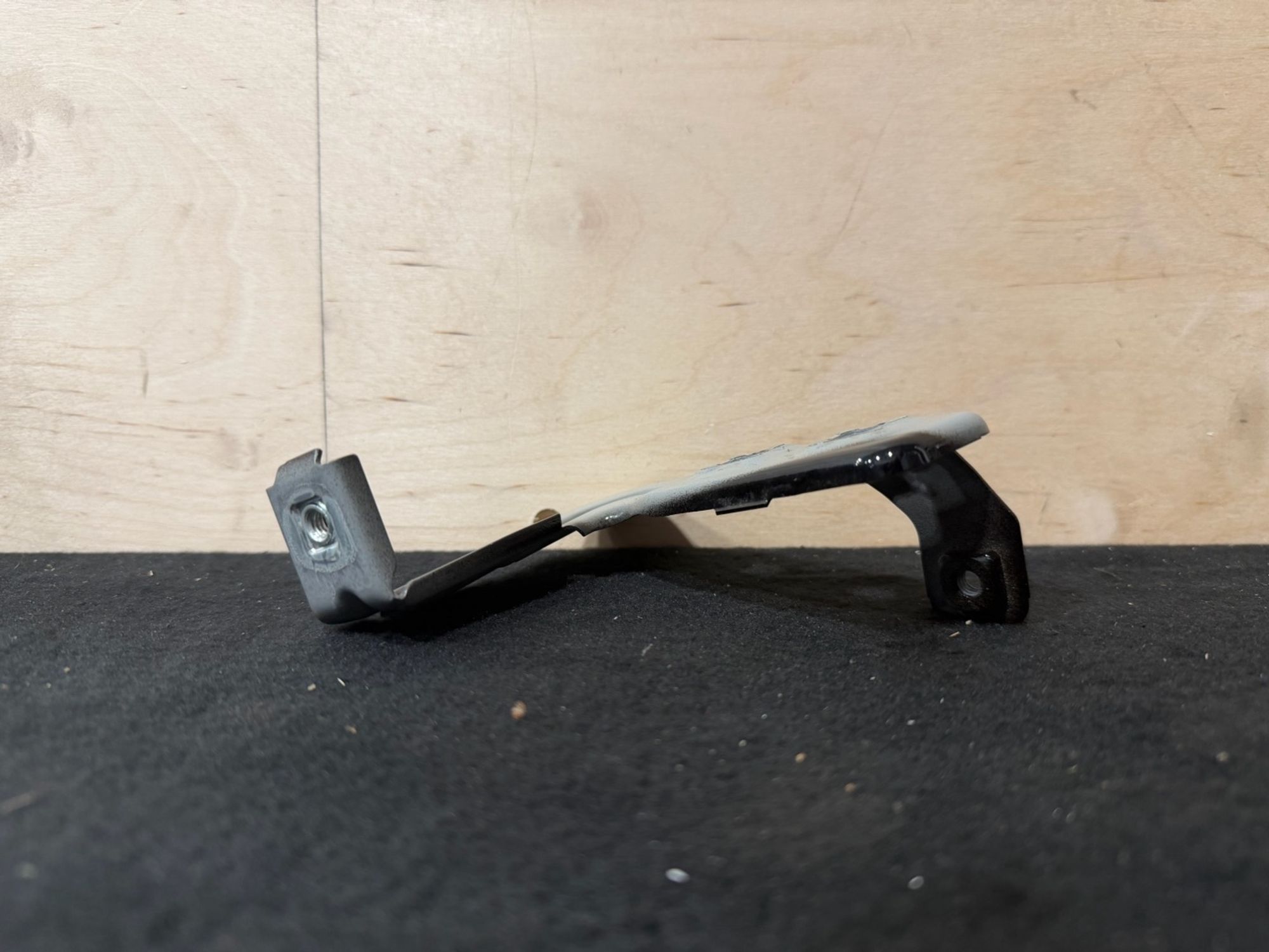 https://ycs.partsauto.market/partsauto-images/thmbs/userImages/57a1490c760884948c1593ca7cc92ed5/part/90fd5257-3e9c-455c-8ee7-3c7c11f41d4b_1776938407511.jpg