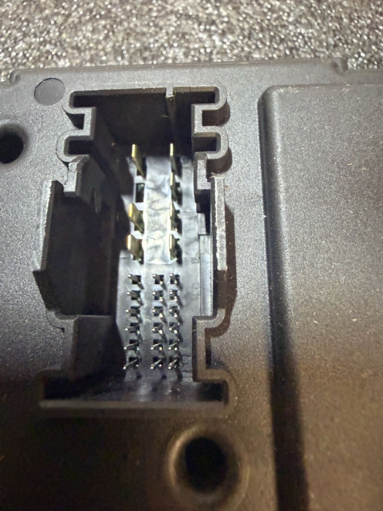 https://ycs.partsauto.market/partsauto-images/thmbs/userImages/57a1490c760884948c1593ca7cc92ed5/part/980d90a0-aaa4-4035-9e8b-4cde56716c66_1777016544156.jpg