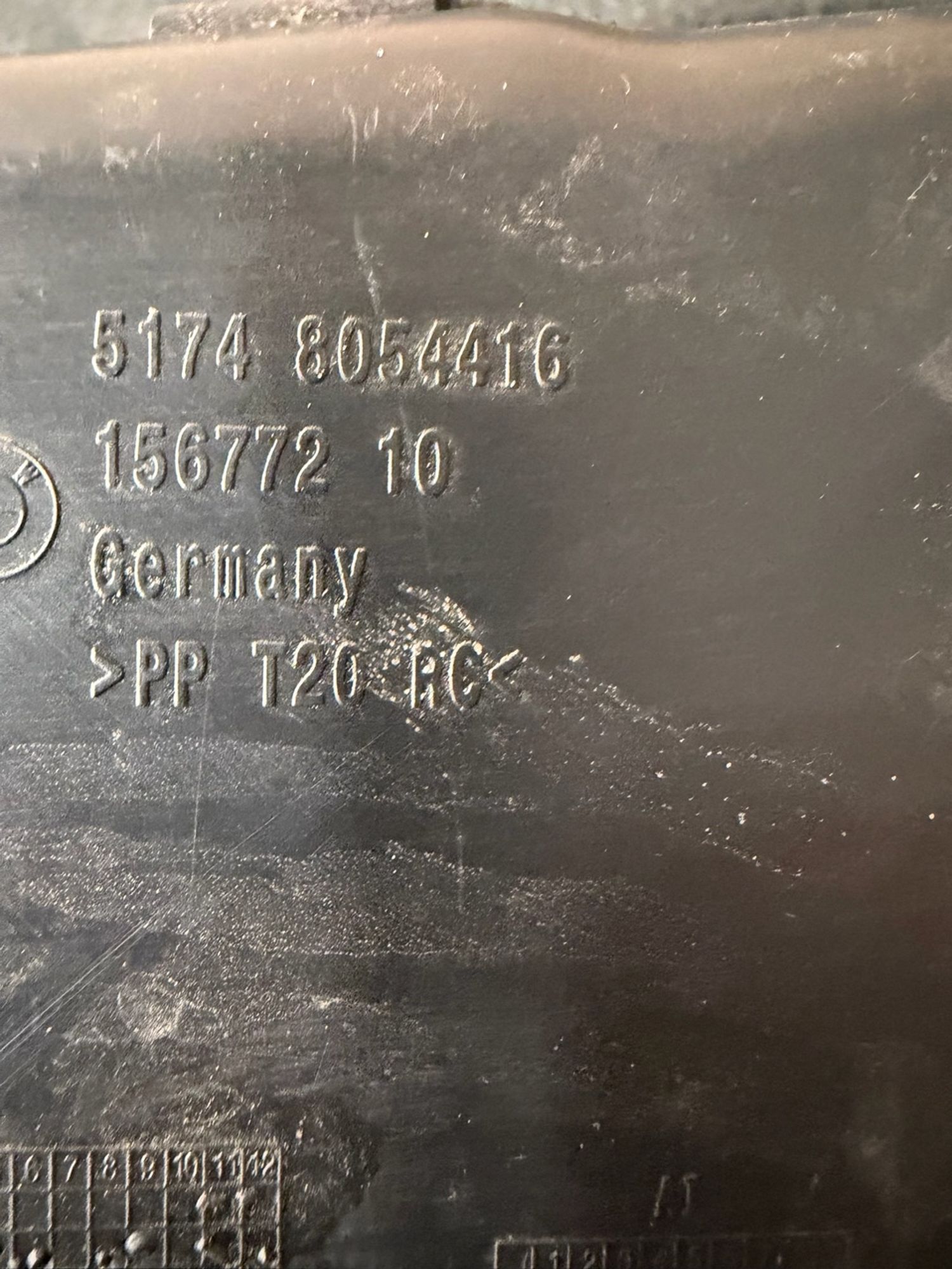 https://ycs.partsauto.market/partsauto-images/thmbs/userImages/57a1490c760884948c1593ca7cc92ed5/part/9942749f-e8ba-46b7-8220-17f48a22c072_1776356095212.jpg