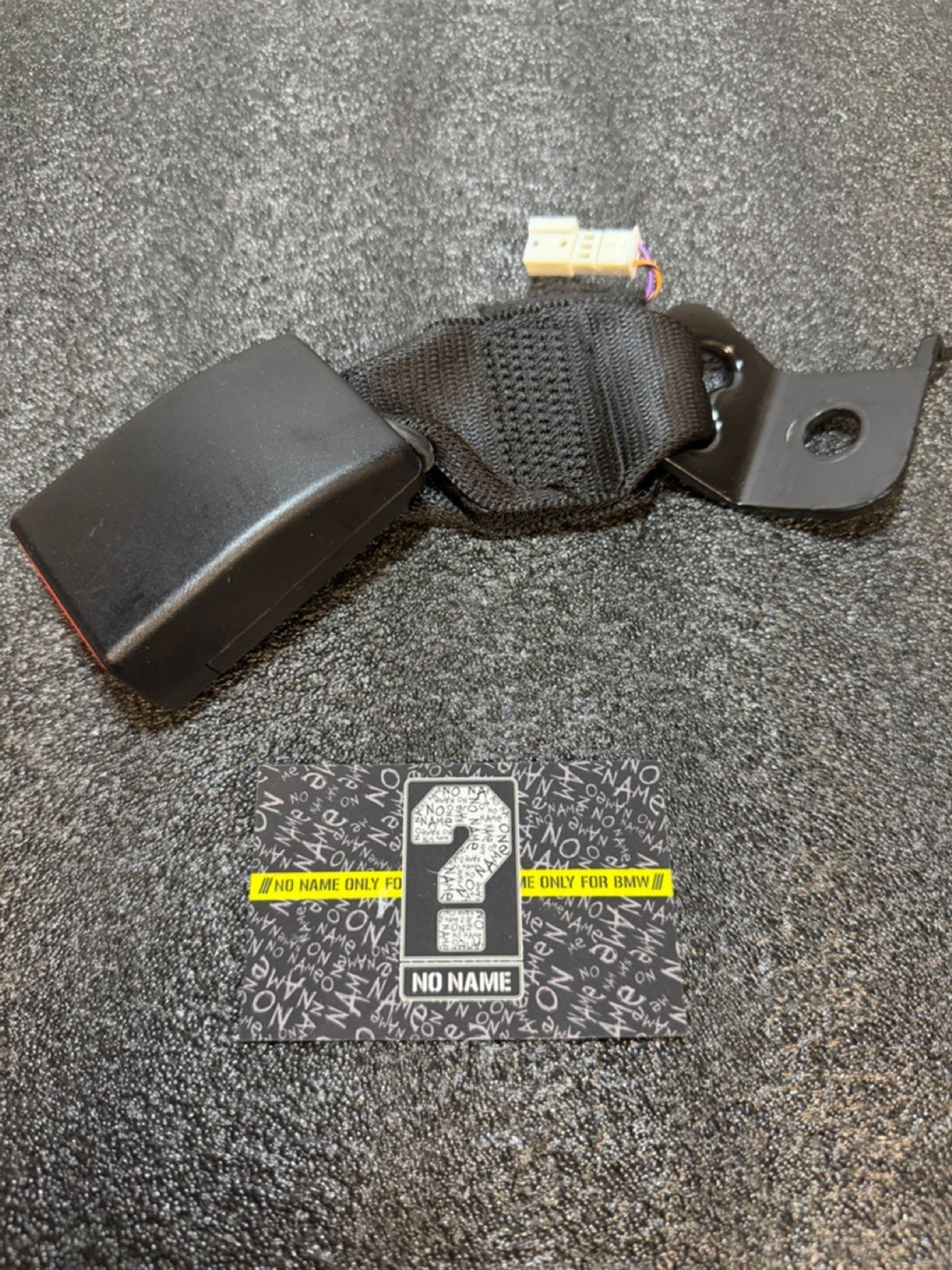 https://ycs.partsauto.market/partsauto-images/thmbs/userImages/57a1490c760884948c1593ca7cc92ed5/part/9a14cd92-29ca-470b-ba1f-22c1487d26e0_1777016284159.jpg