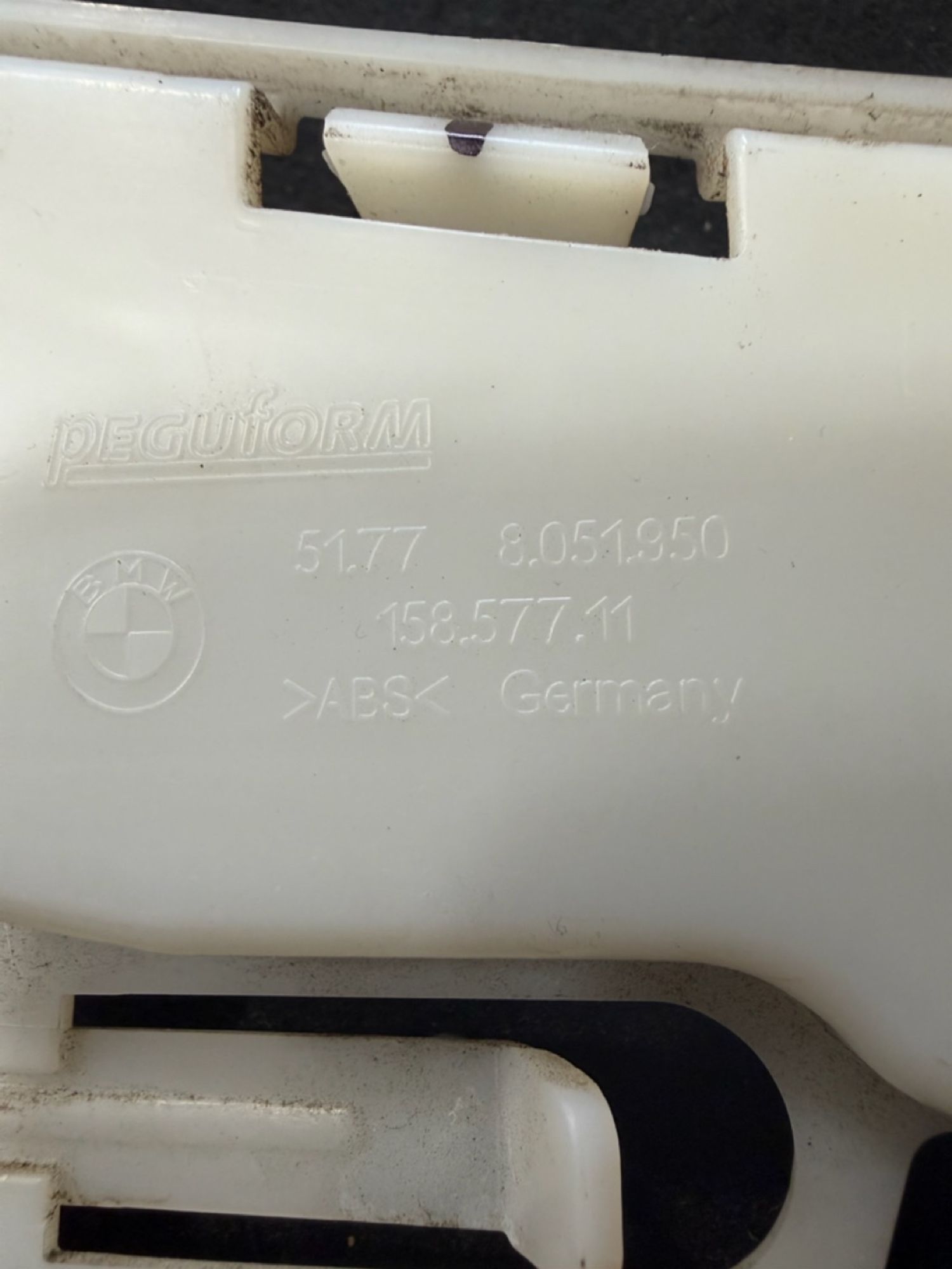 https://ycs.partsauto.market/partsauto-images/thmbs/userImages/57a1490c760884948c1593ca7cc92ed5/part/9d028d55-5d73-4ea6-af92-861ca730883d_1776947708403.jpg