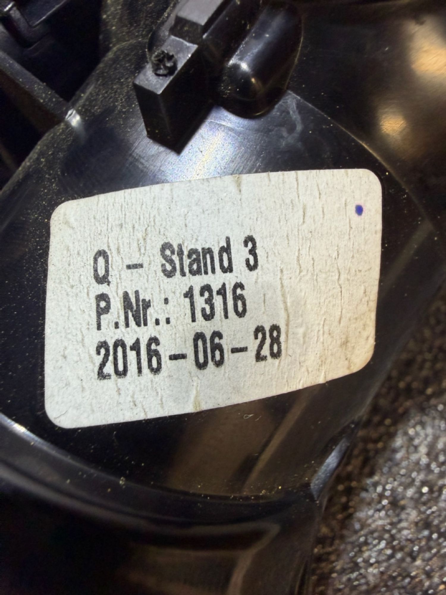 https://ycs.partsauto.market/partsauto-images/thmbs/userImages/57a1490c760884948c1593ca7cc92ed5/part/9df8d814-ec5f-45f9-a15a-3a2856f63759_1776444040322.jpg