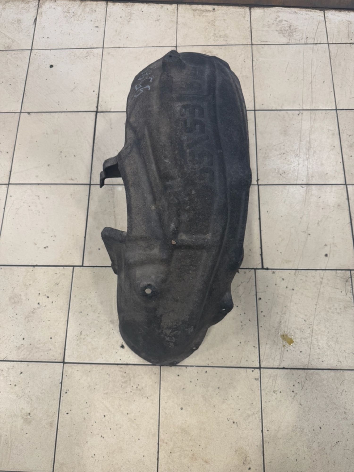 https://ycs.partsauto.market/partsauto-images/thmbs/userImages/57a1490c760884948c1593ca7cc92ed5/part/9f62a078-8624-49e1-8bf6-e9d6aa51c3e5_1776706336380.jpg