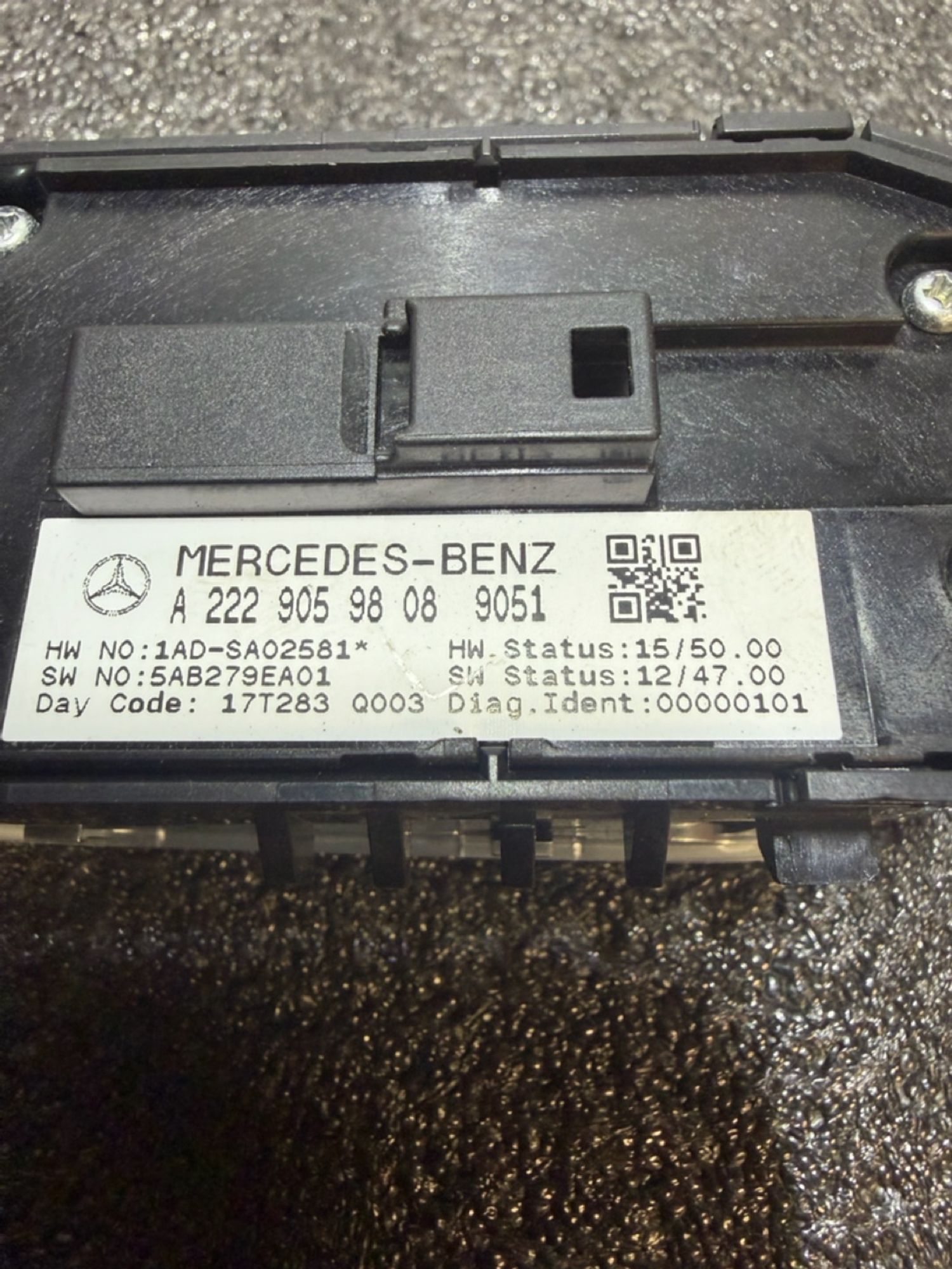 https://ycs.partsauto.market/partsauto-images/thmbs/userImages/57a1490c760884948c1593ca7cc92ed5/part/9fa503ad-3069-462a-a873-2e5b139846d5_1776548982048.jpg