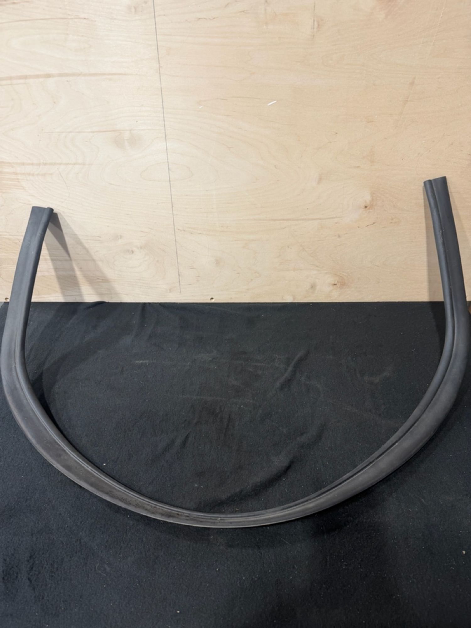 https://ycs.partsauto.market/partsauto-images/thmbs/userImages/57a1490c760884948c1593ca7cc92ed5/part/ac5e2f01-88ab-415f-8499-99a4eb007a0a_1776705874729.jpg
