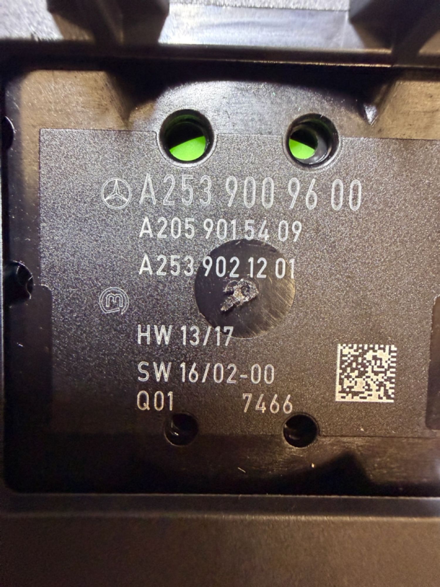 https://ycs.partsauto.market/partsauto-images/thmbs/userImages/57a1490c760884948c1593ca7cc92ed5/part/b625779e-8484-412b-9fa5-a6c569b7abbb_1778151373576.jpg