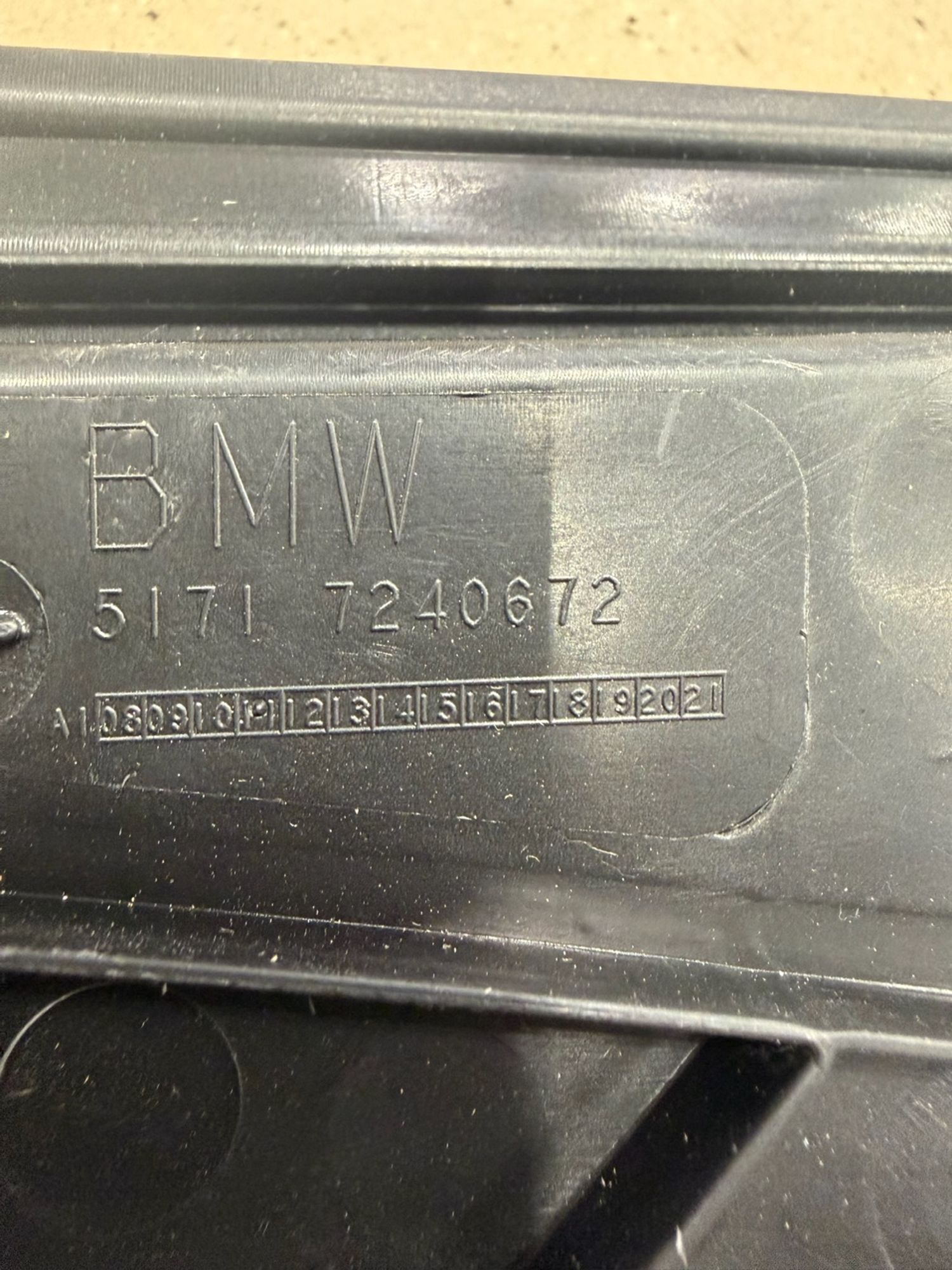 https://ycs.partsauto.market/partsauto-images/thmbs/userImages/57a1490c760884948c1593ca7cc92ed5/part/b877e45d-8057-438f-9958-3e512d5e72e5_1776706866263.jpg