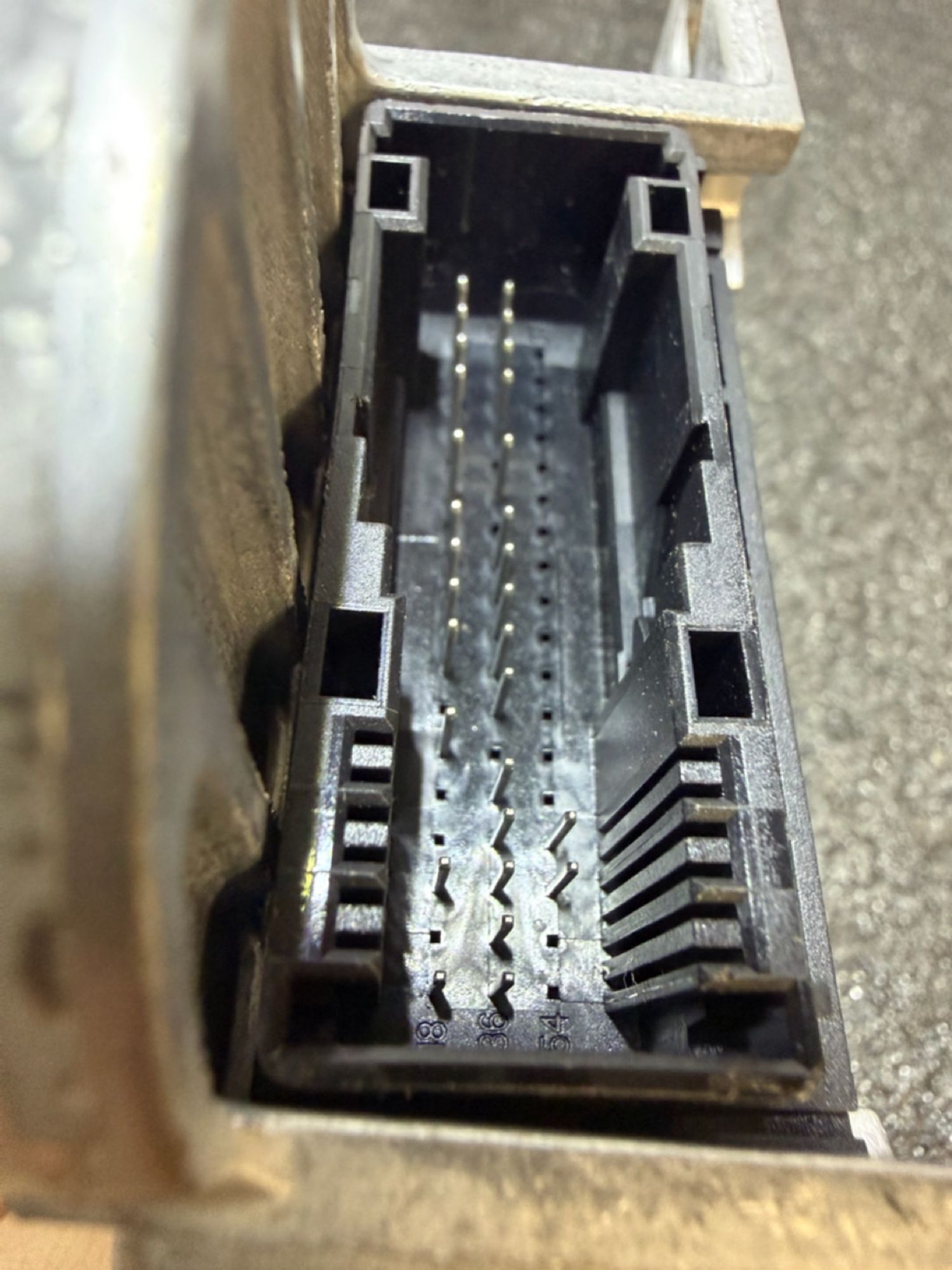 https://ycs.partsauto.market/partsauto-images/thmbs/userImages/57a1490c760884948c1593ca7cc92ed5/part/c582340b-10e7-4152-a506-baff93d762e9_1776865591856.jpg