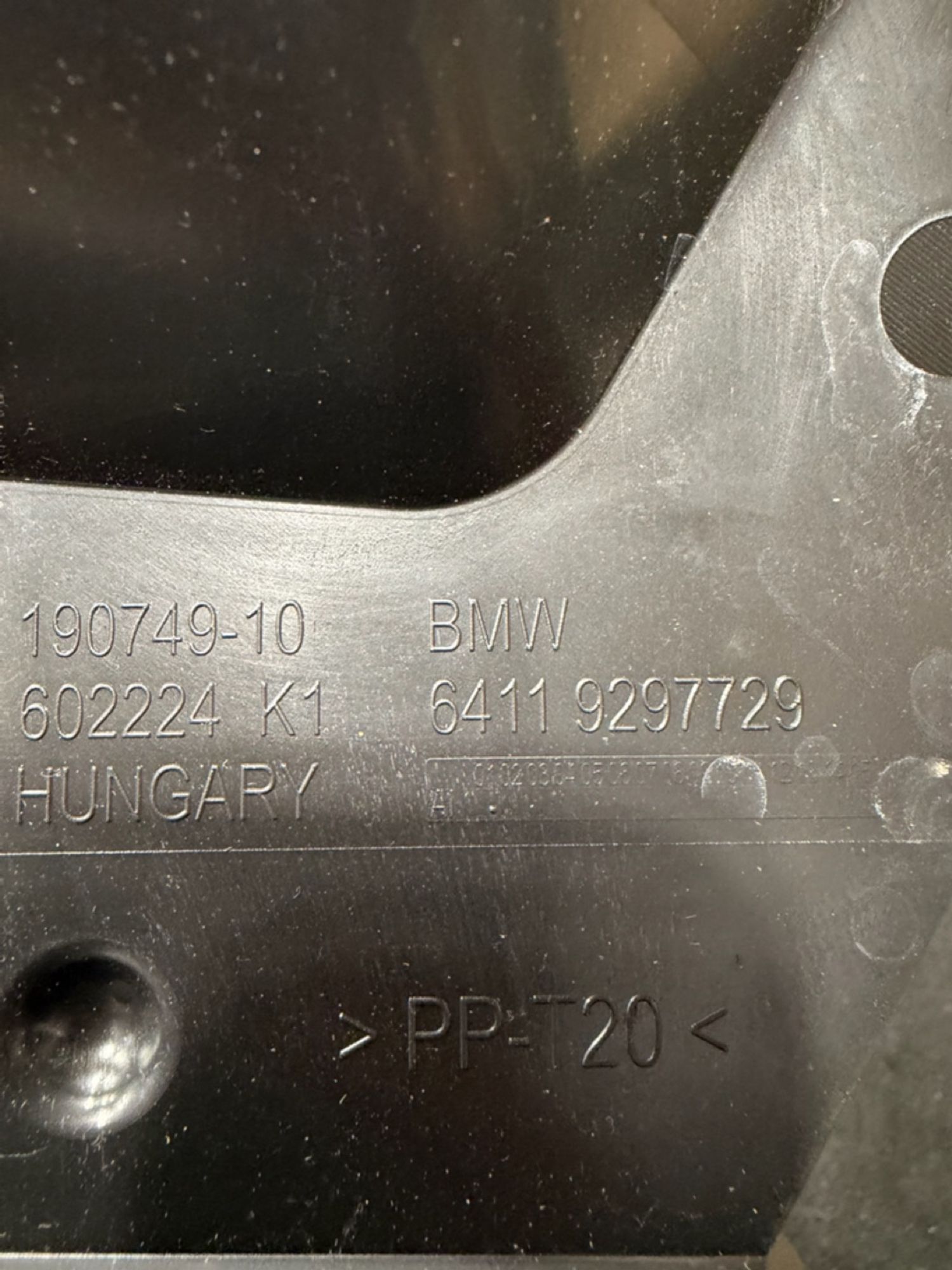 https://ycs.partsauto.market/partsauto-images/thmbs/userImages/57a1490c760884948c1593ca7cc92ed5/part/cad71e4e-25ab-4613-8758-718ac31d5b02_1776878732683.jpg