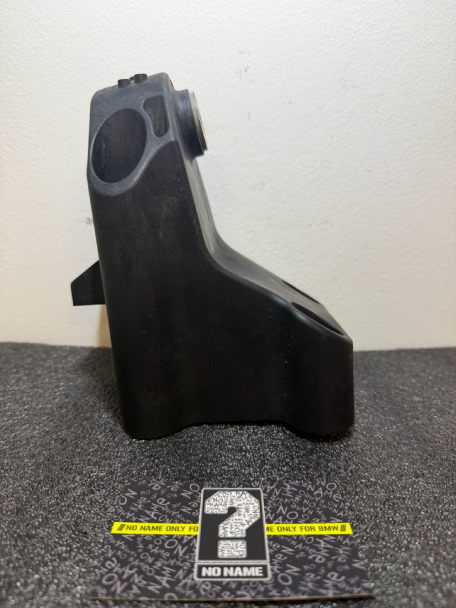 https://ycs.partsauto.market/partsauto-images/thmbs/userImages/57a1490c760884948c1593ca7cc92ed5/part/d4c6d2fd-63c9-40b5-af17-af10012acebb_1776866819408.jpg