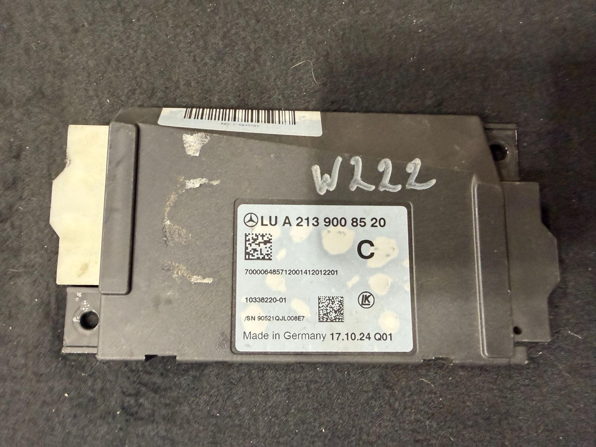 https://ycs.partsauto.market/partsauto-images/thmbs/userImages/57a1490c760884948c1593ca7cc92ed5/part/d97a7df0-00fd-4ce3-8e9c-1c3c0aafc277_1776445614693.jpg