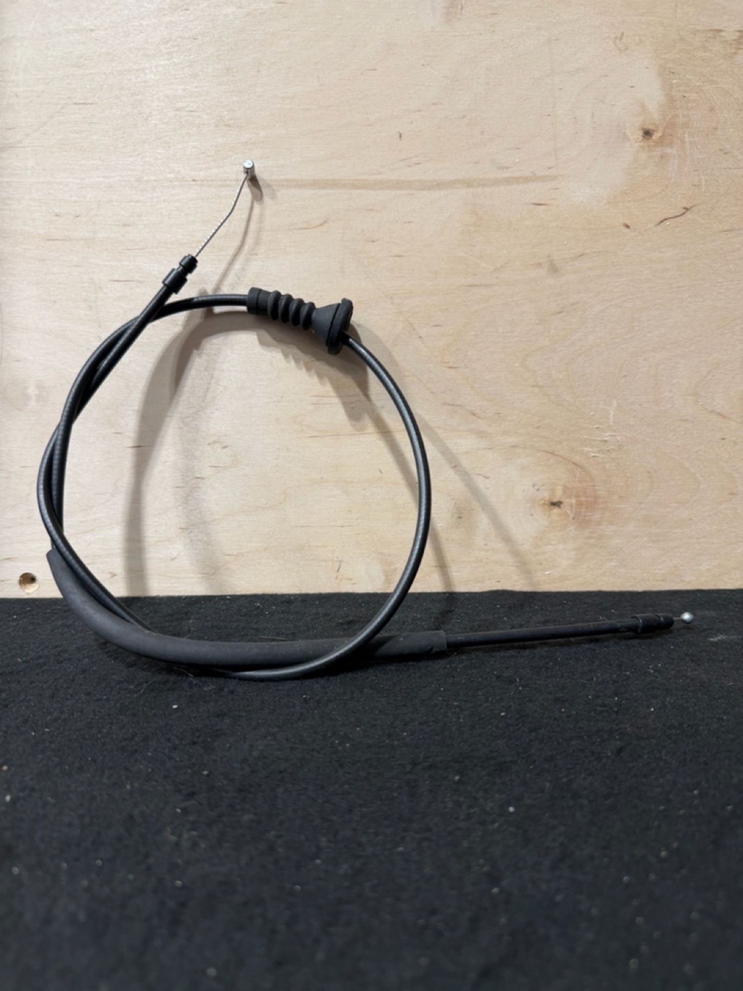 https://ycs.partsauto.market/partsauto-images/thmbs/userImages/57a1490c760884948c1593ca7cc92ed5/part/e643e3ad-2ca0-433b-9793-daae68bdf42e_1776942260309.jpg