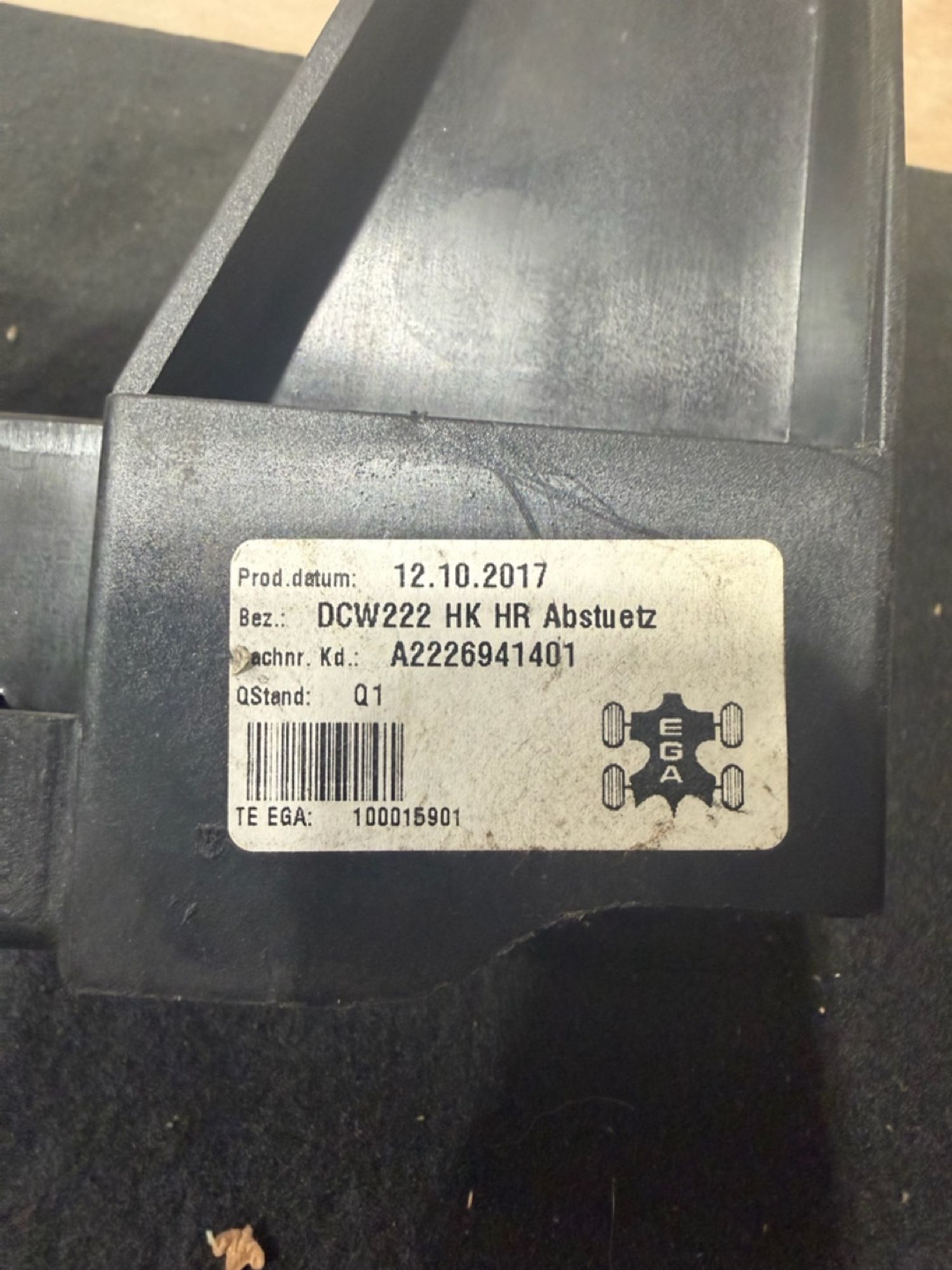 https://ycs.partsauto.market/partsauto-images/thmbs/userImages/57a1490c760884948c1593ca7cc92ed5/part/ec5b73e0-0436-464d-9896-7c14cced062e_1776693069946.jpg
