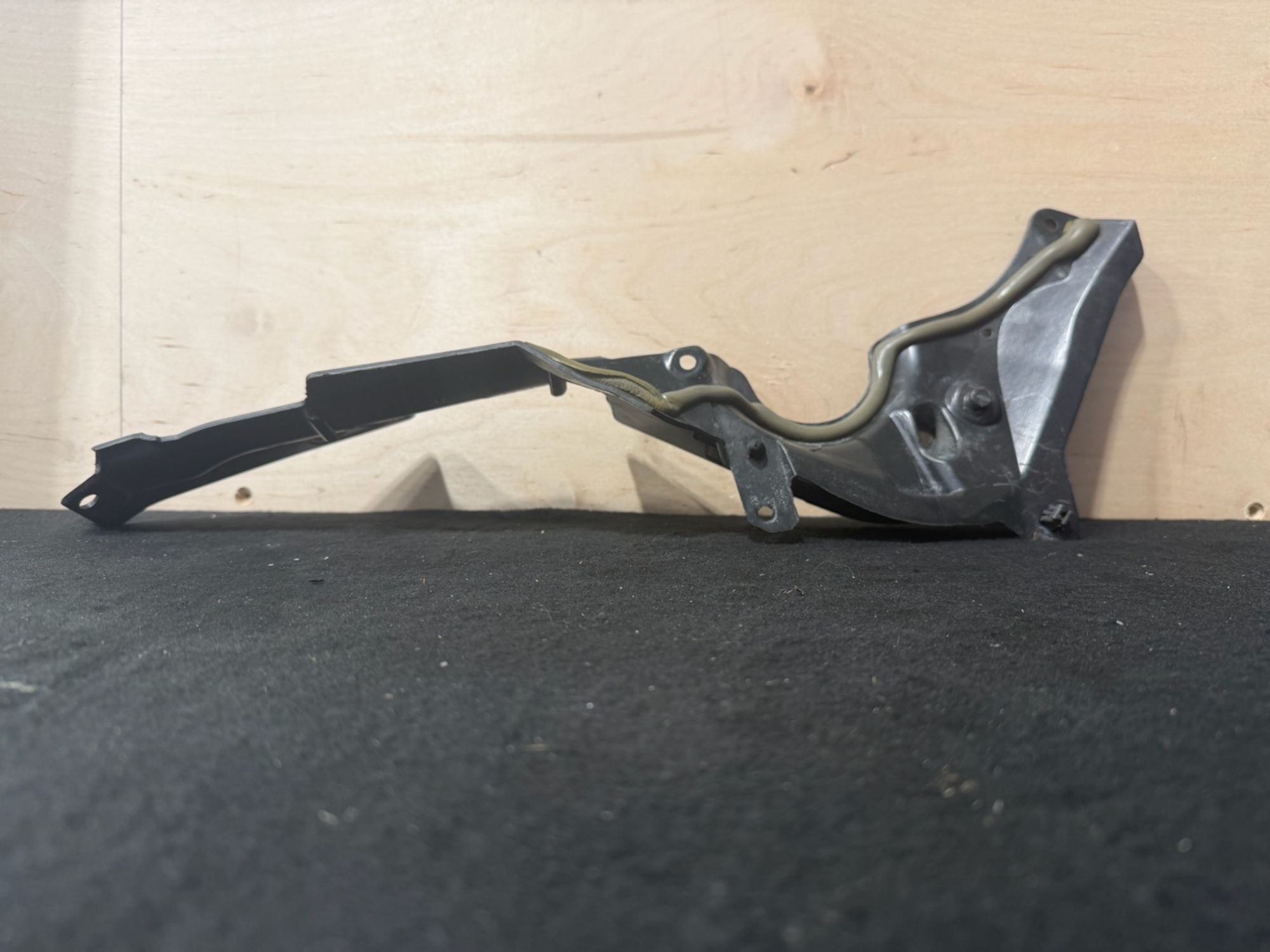 https://ycs.partsauto.market/partsauto-images/thmbs/userImages/57a1490c760884948c1593ca7cc92ed5/part/f13019ef-5a1b-4baa-8b49-d7bd7e6915d4_1776687046147.jpg