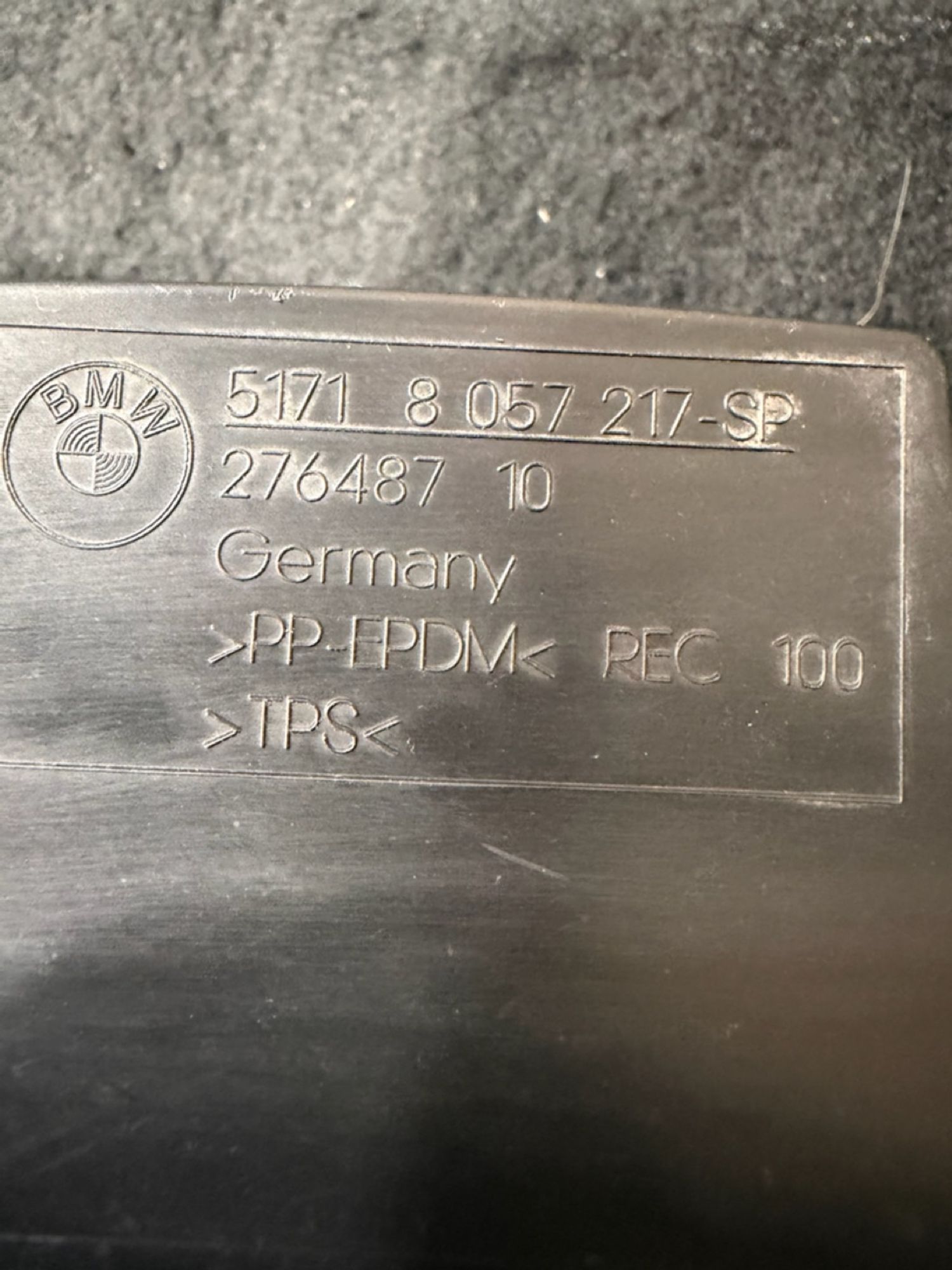 https://ycs.partsauto.market/partsauto-images/thmbs/userImages/57a1490c760884948c1593ca7cc92ed5/part/f51d9d45-b82c-4b28-8d09-f5b426a65539_1776723760839.jpg