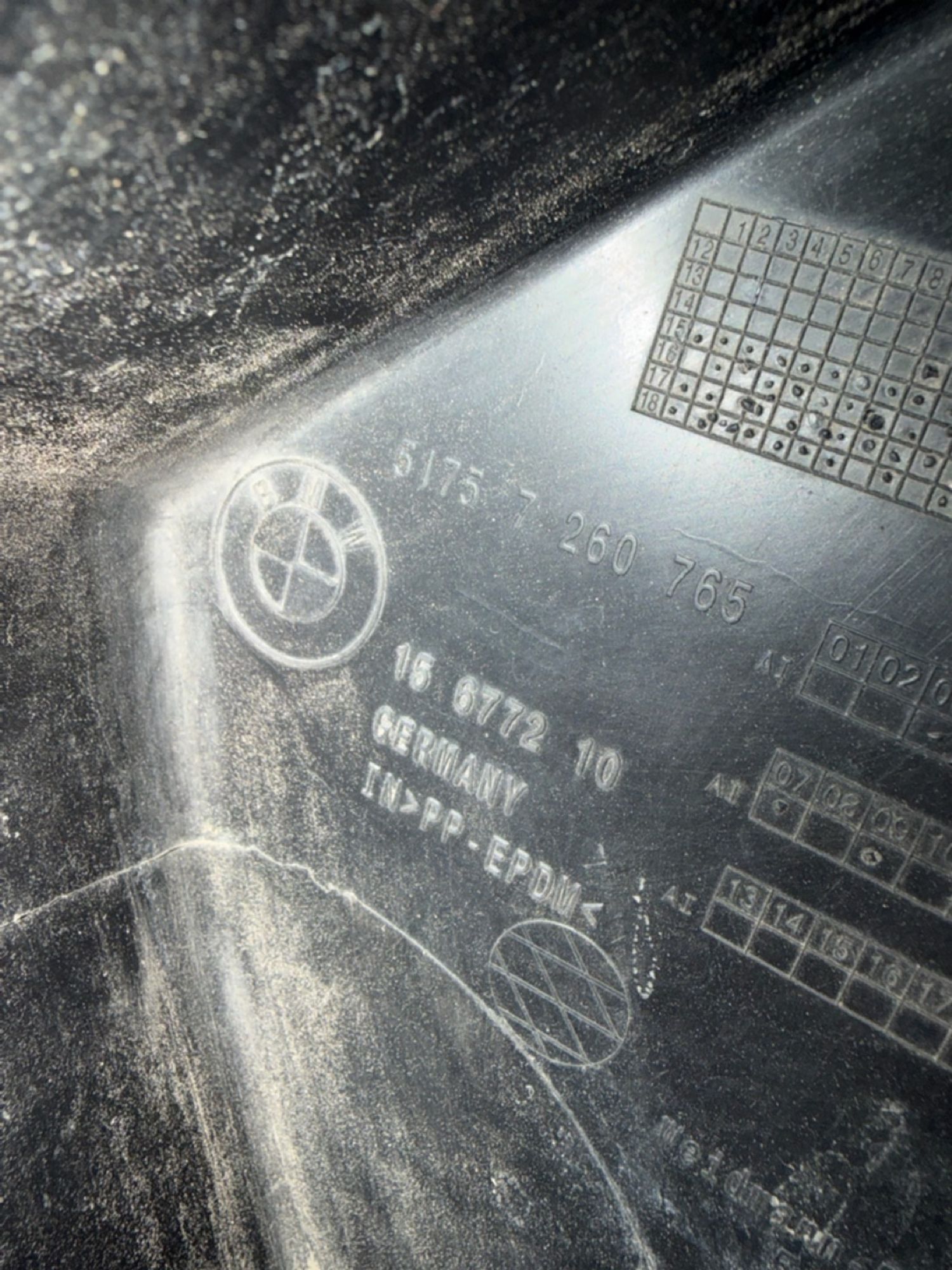 https://ycs.partsauto.market/partsauto-images/thmbs/userImages/57a1490c760884948c1593ca7cc92ed5/part/f6b22d4a-838b-463e-aad9-e79cb7b1e1a3_1776947962378.jpg