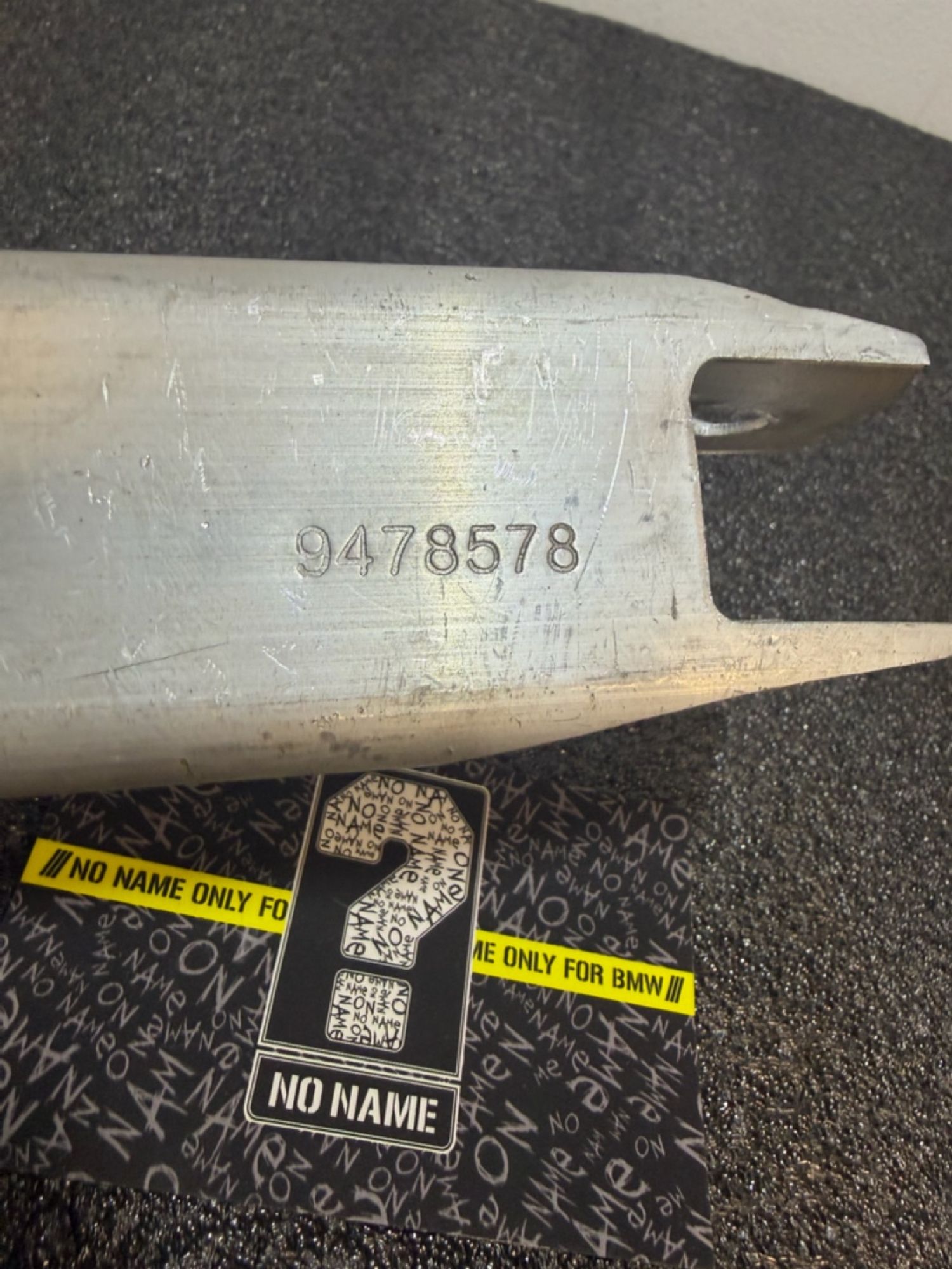 https://ycs.partsauto.market/partsauto-images/thmbs/userImages/57a1490c760884948c1593ca7cc92ed5/part/fd9a7a94-5f53-420b-a46b-8797beb3388e_1777121740345.jpg