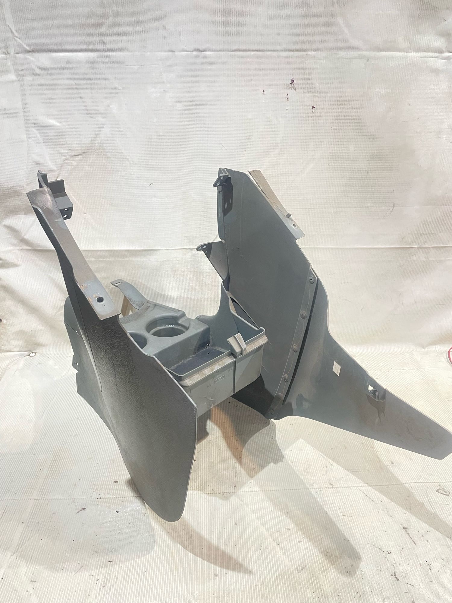 https://ycs.partsauto.market/partsauto-images/thmbs/userImages/5bd9f82b295ca622c9b7c916cd62060a/part/0d0bc4bb-b1c7-4b29-8c39-21ce8b0ff8a9_1774632449721.jpg