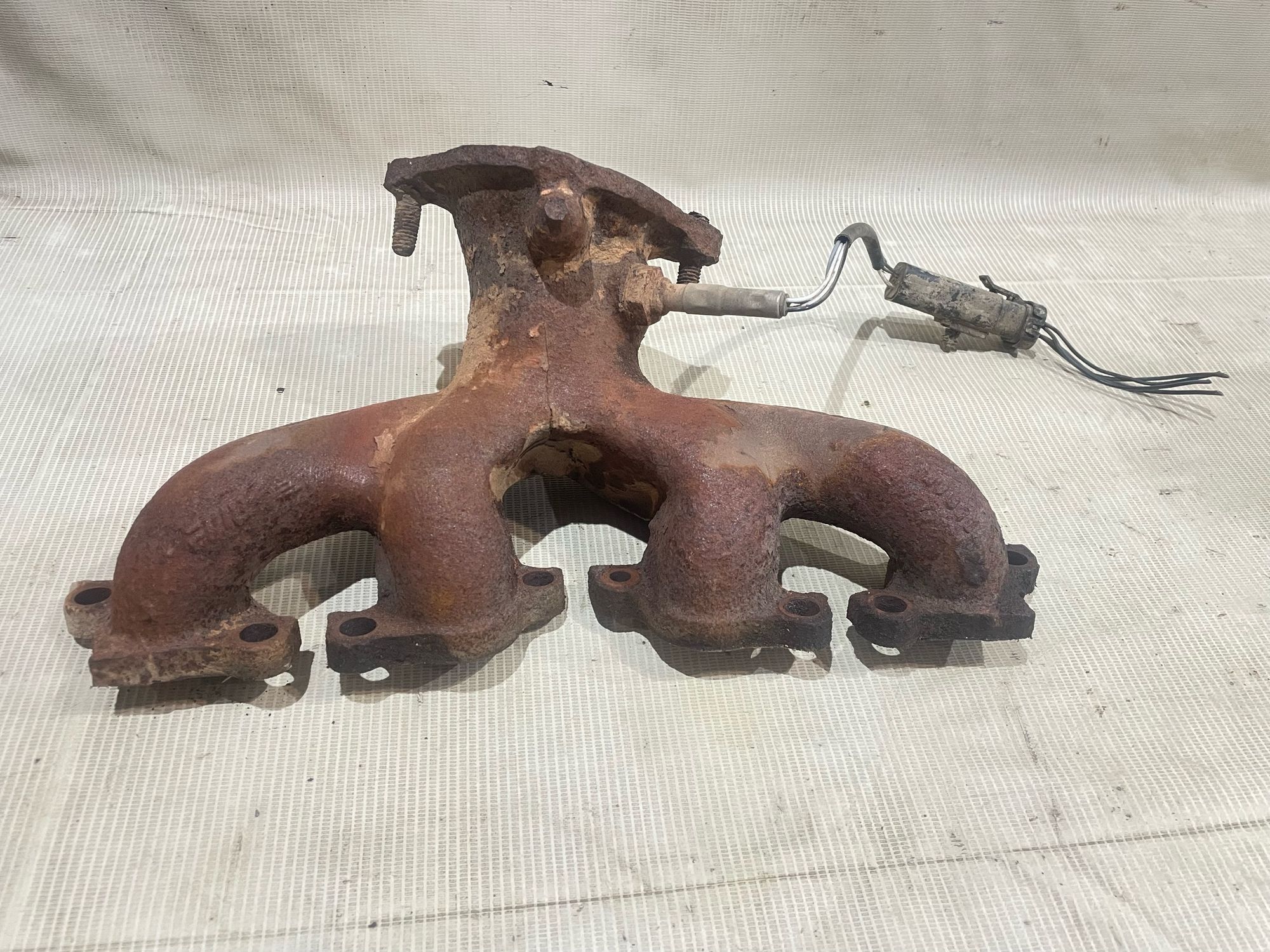 https://ycs.partsauto.market/partsauto-images/thmbs/userImages/5bd9f82b295ca622c9b7c916cd62060a/part/5a5940bd-40af-4139-8e81-89ff1c00ac2b_1774628465559.jpg