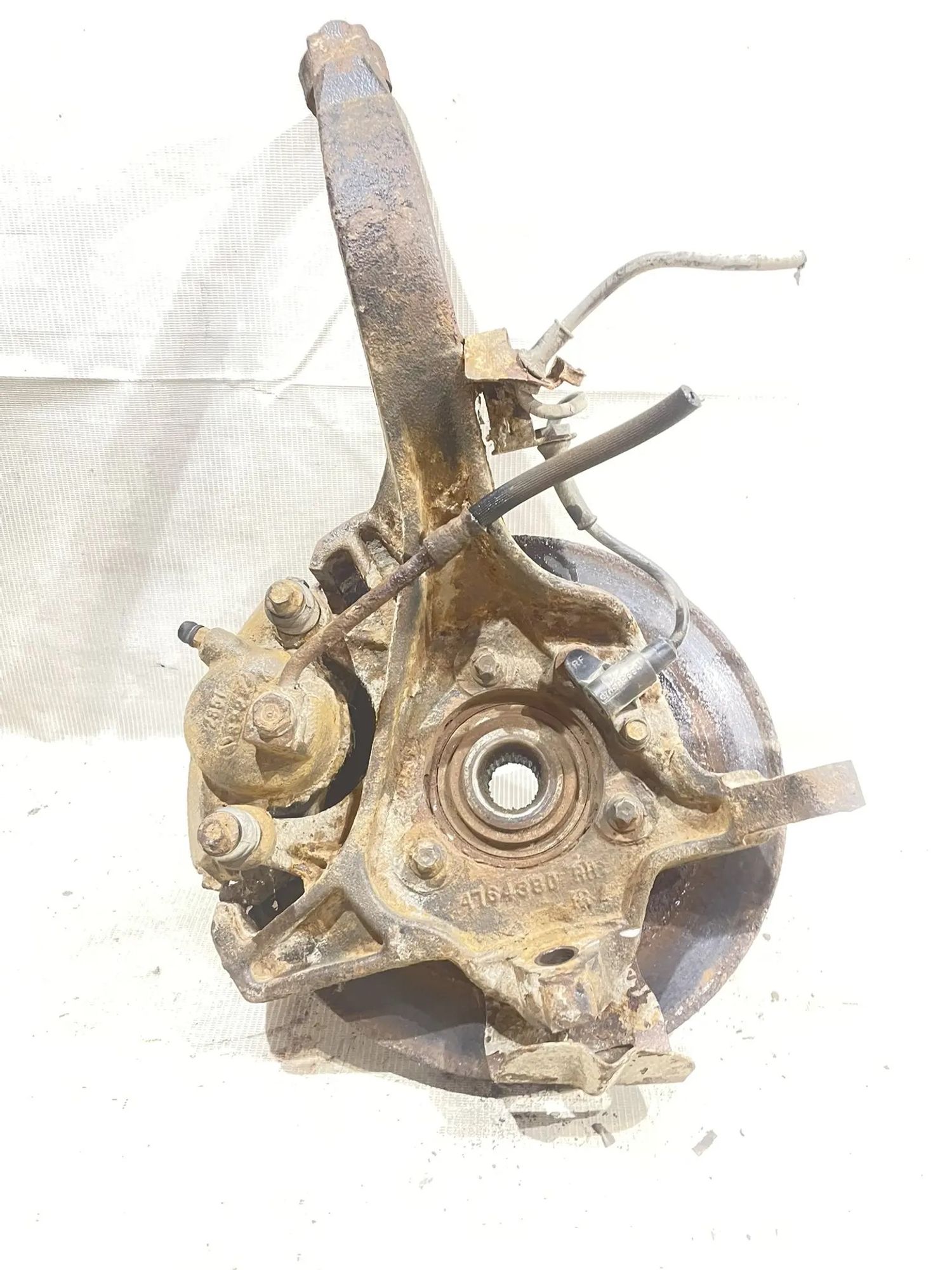 https://ycs.partsauto.market/partsauto-images/thmbs/userImages/5bd9f82b295ca622c9b7c916cd62060a/part/7e92e989-6e97-4e02-b411-92c8265b18e9_1783179892309.jpg