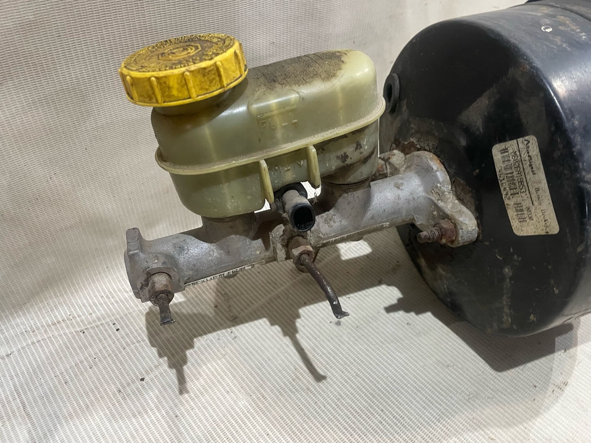 https://ycs.partsauto.market/partsauto-images/thmbs/userImages/5bd9f82b295ca622c9b7c916cd62060a/part/98e46f67-3fd6-426d-8313-4b7bea05d238_1774628192678.jpg