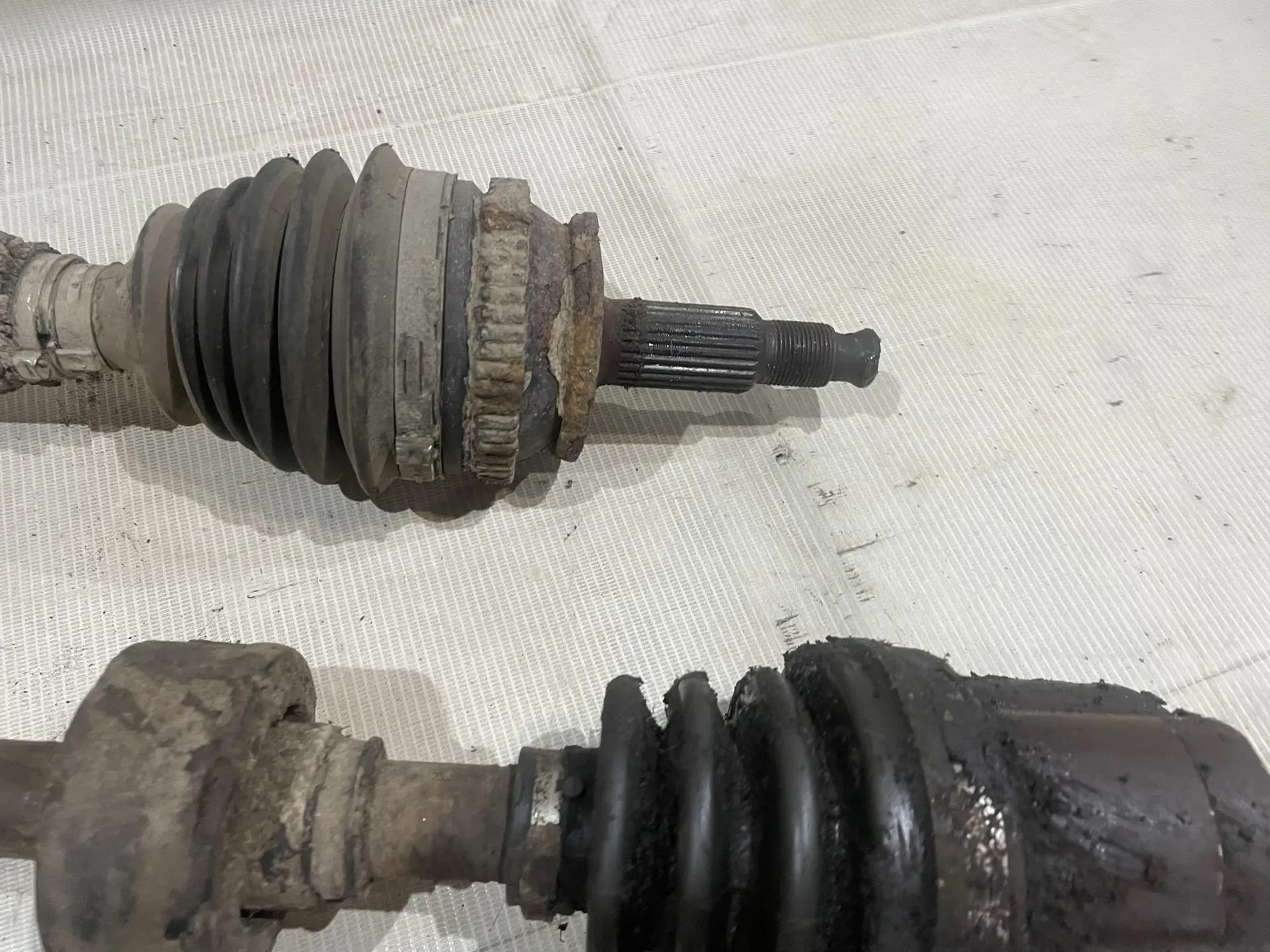 https://ycs.partsauto.market/partsauto-images/thmbs/userImages/5bd9f82b295ca622c9b7c916cd62060a/part/c5a92090-4a4a-4d68-84cd-268413607403_1783168939037.jpg