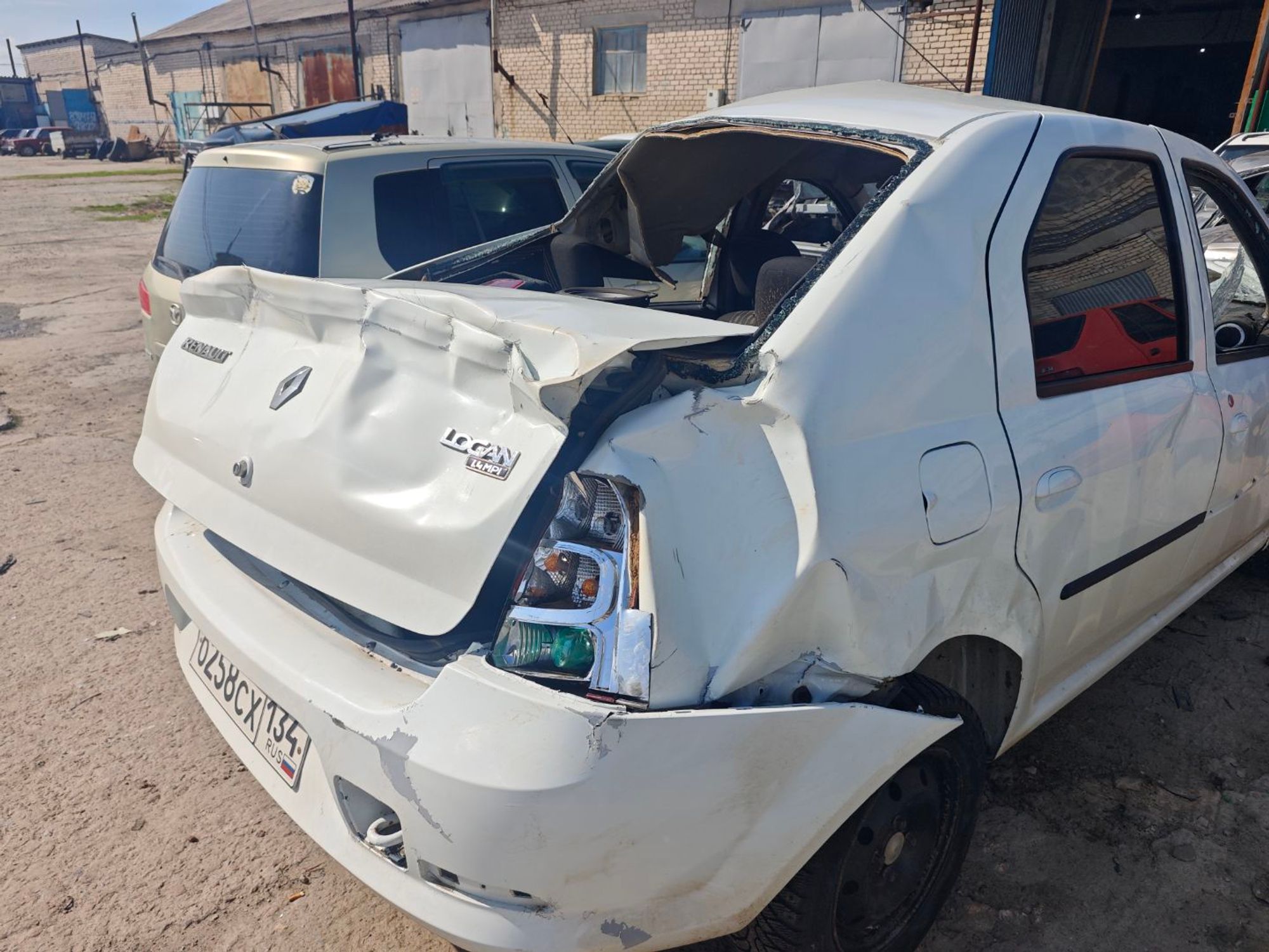 https://ycs.partsauto.market/partsauto-images/thmbs/userImages/642e6f5f1bce7f21e2021cd69aab83bc/car/128c8214-464a-4117-b8f7-e16aa29be5e4_1778740036146.jpg