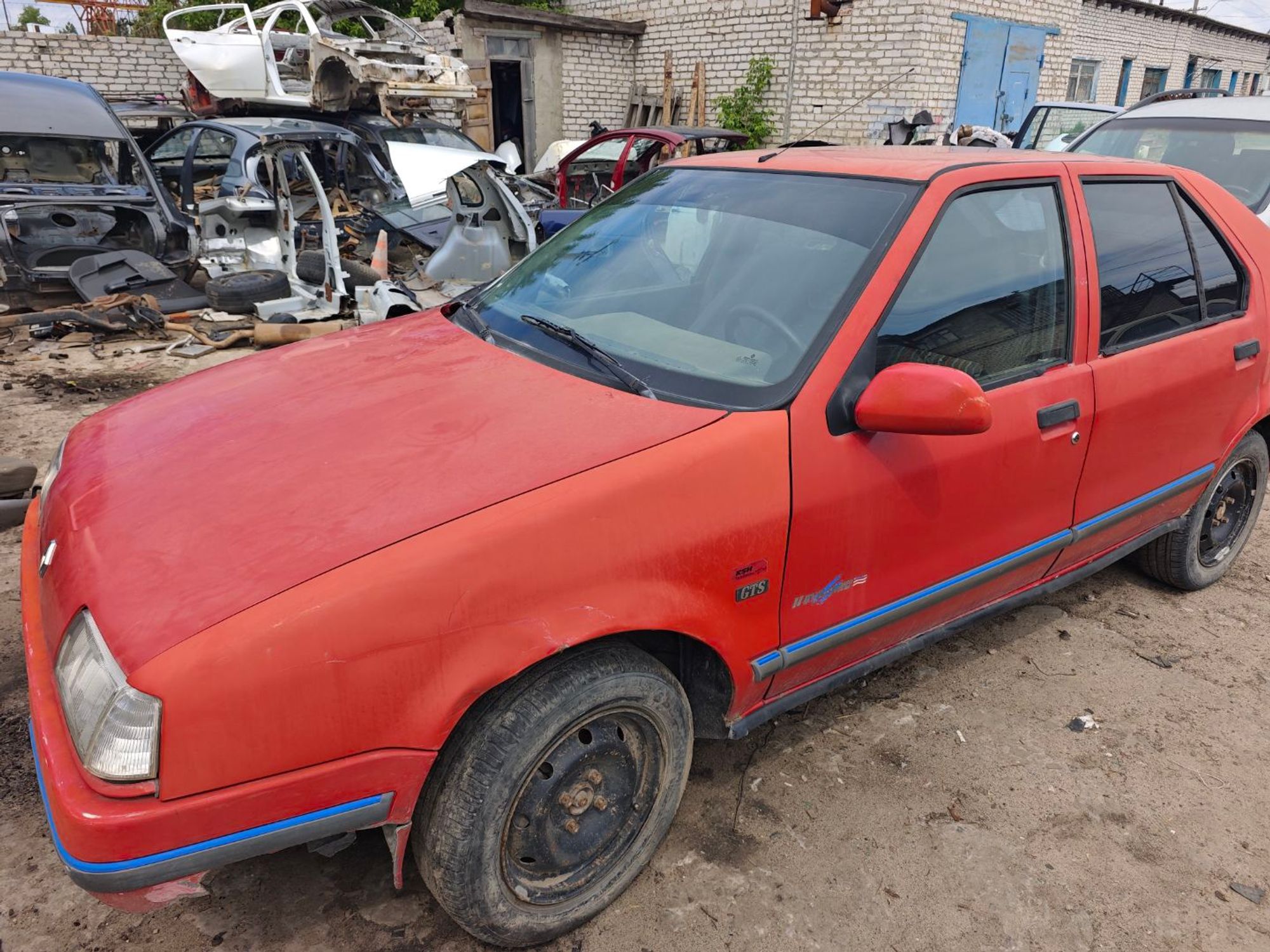 https://ycs.partsauto.market/partsauto-images/thmbs/userImages/642e6f5f1bce7f21e2021cd69aab83bc/car/260ecab7-8996-46ae-bbf9-bf829ce0483c_1778578130399.jpg