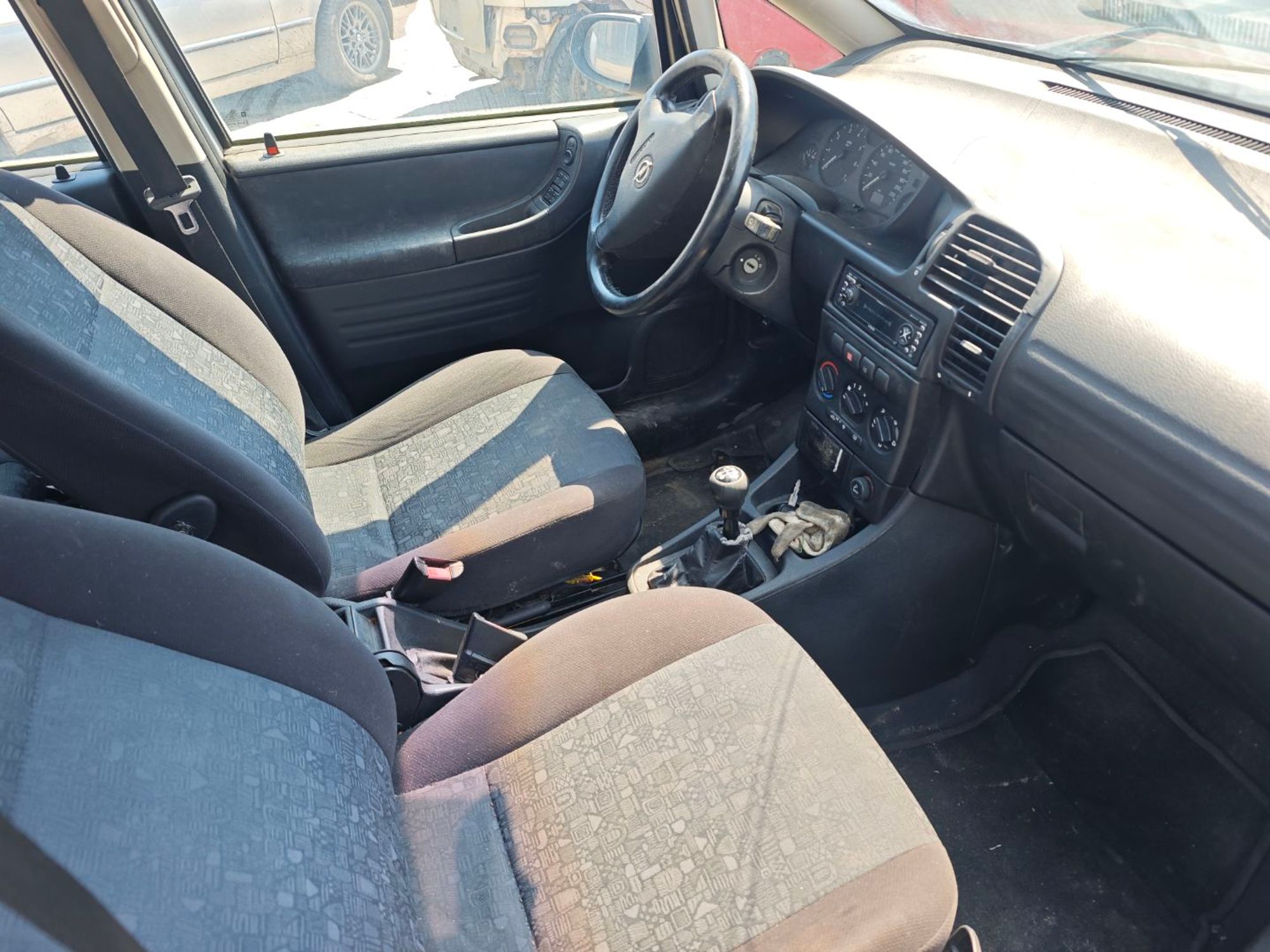 https://ycs.partsauto.market/partsauto-images/thmbs/userImages/642e6f5f1bce7f21e2021cd69aab83bc/car/4d86fcc2-89c3-48d5-aba6-b24d0efbe935_1778152207740.jpg