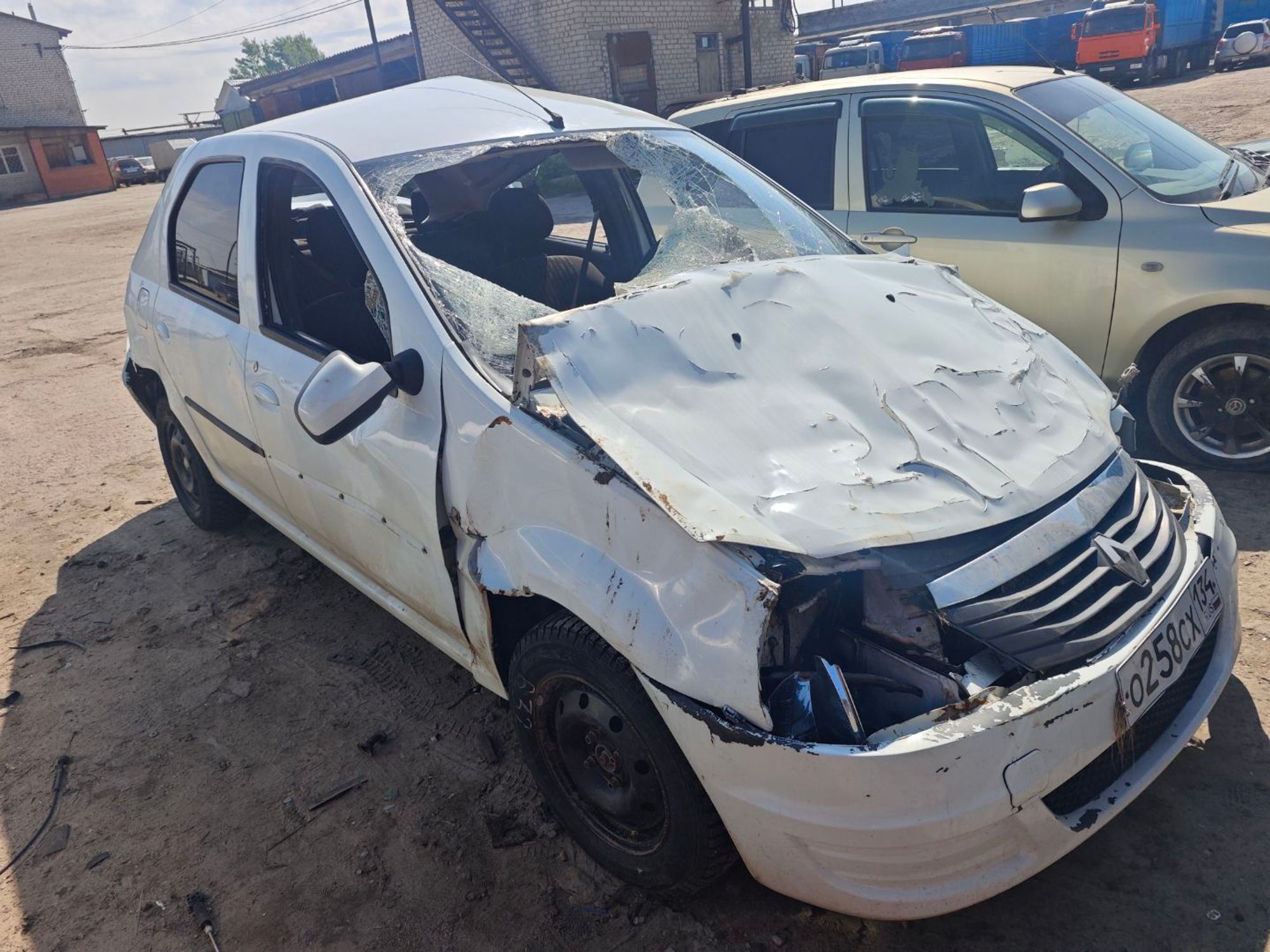 https://ycs.partsauto.market/partsauto-images/thmbs/userImages/642e6f5f1bce7f21e2021cd69aab83bc/car/5a9bf350-195a-4158-bebb-6a45f7c2543e_1778740034550.jpg