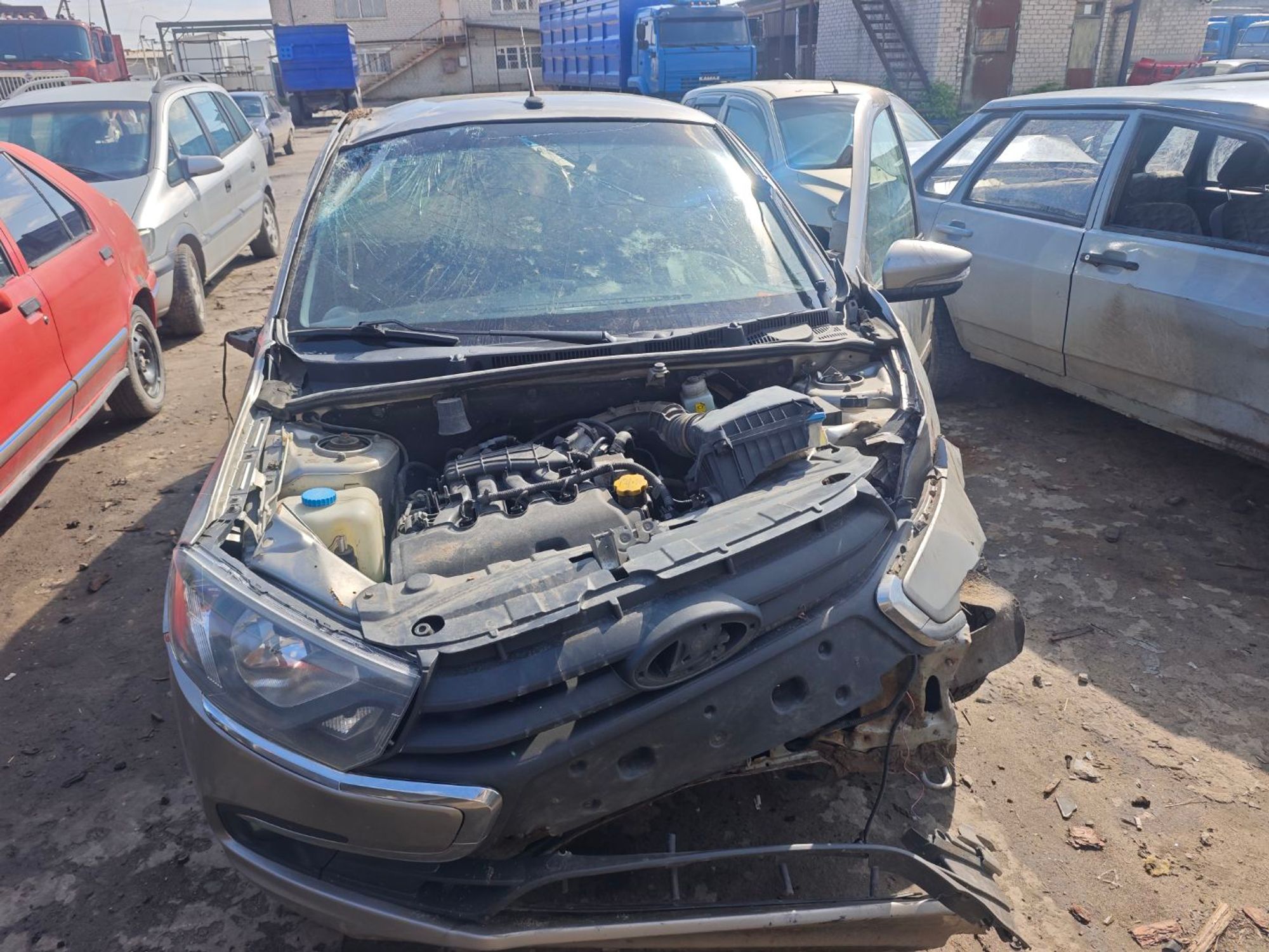 https://ycs.partsauto.market/partsauto-images/thmbs/userImages/642e6f5f1bce7f21e2021cd69aab83bc/car/b4a171e7-a9f8-4556-8f29-4c0bc4184e88_1778676038413.jpg