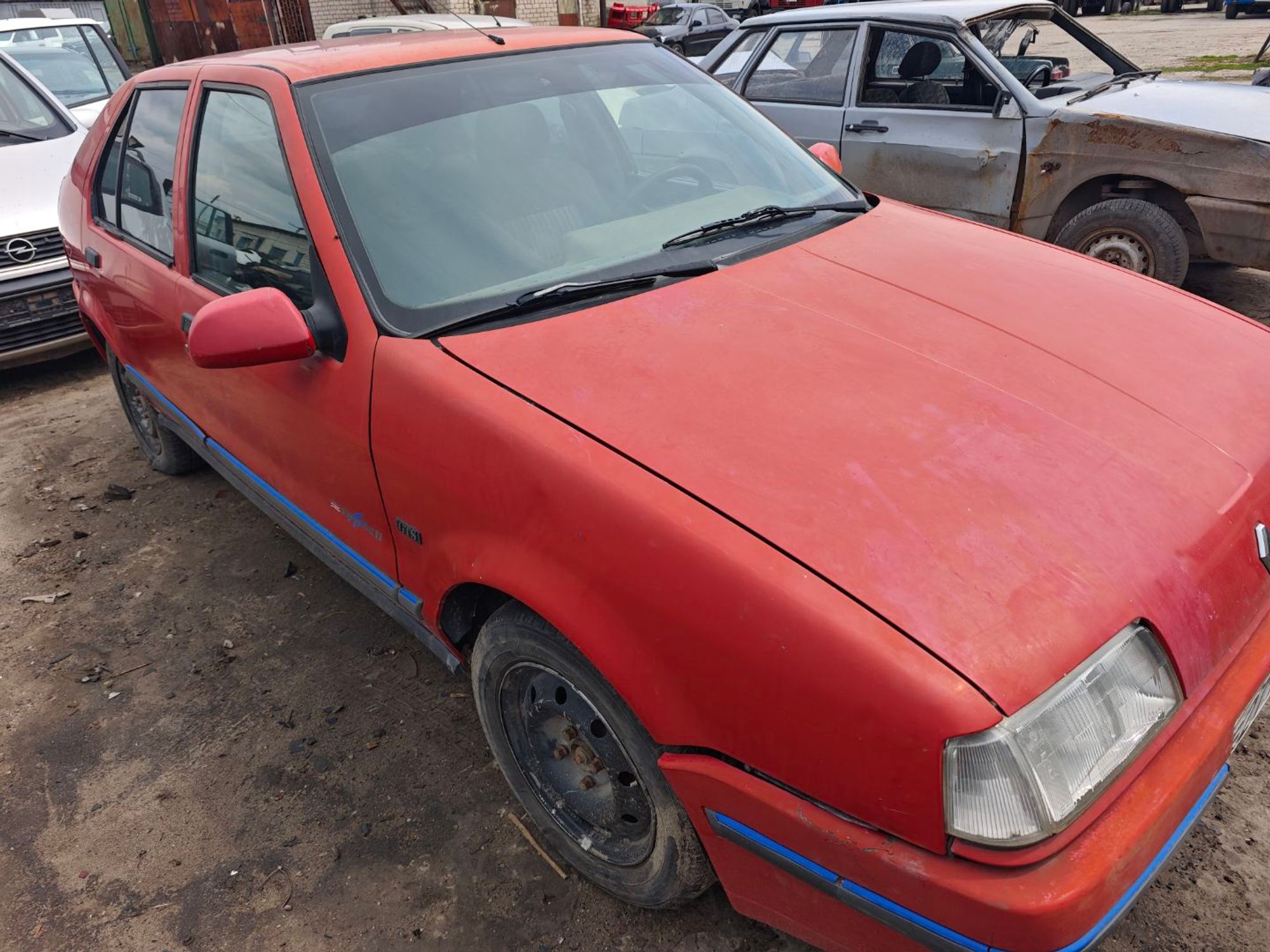 https://ycs.partsauto.market/partsauto-images/thmbs/userImages/642e6f5f1bce7f21e2021cd69aab83bc/car/d5c34c50-7887-4168-bfb7-ccc57594b5d0_1778578131753.jpg