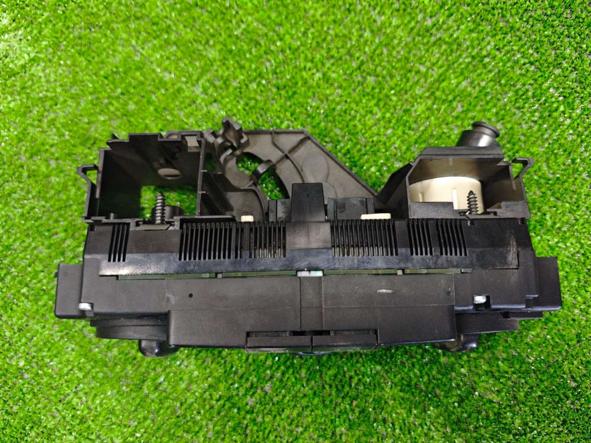https://ycs.partsauto.market/partsauto-images/thmbs/userImages/642e6f5f1bce7f21e2021cd69aab83bc/part/042fa4ce-4139-4076-a3a6-bdb1d6fb4d87_1785352790636.jpg
