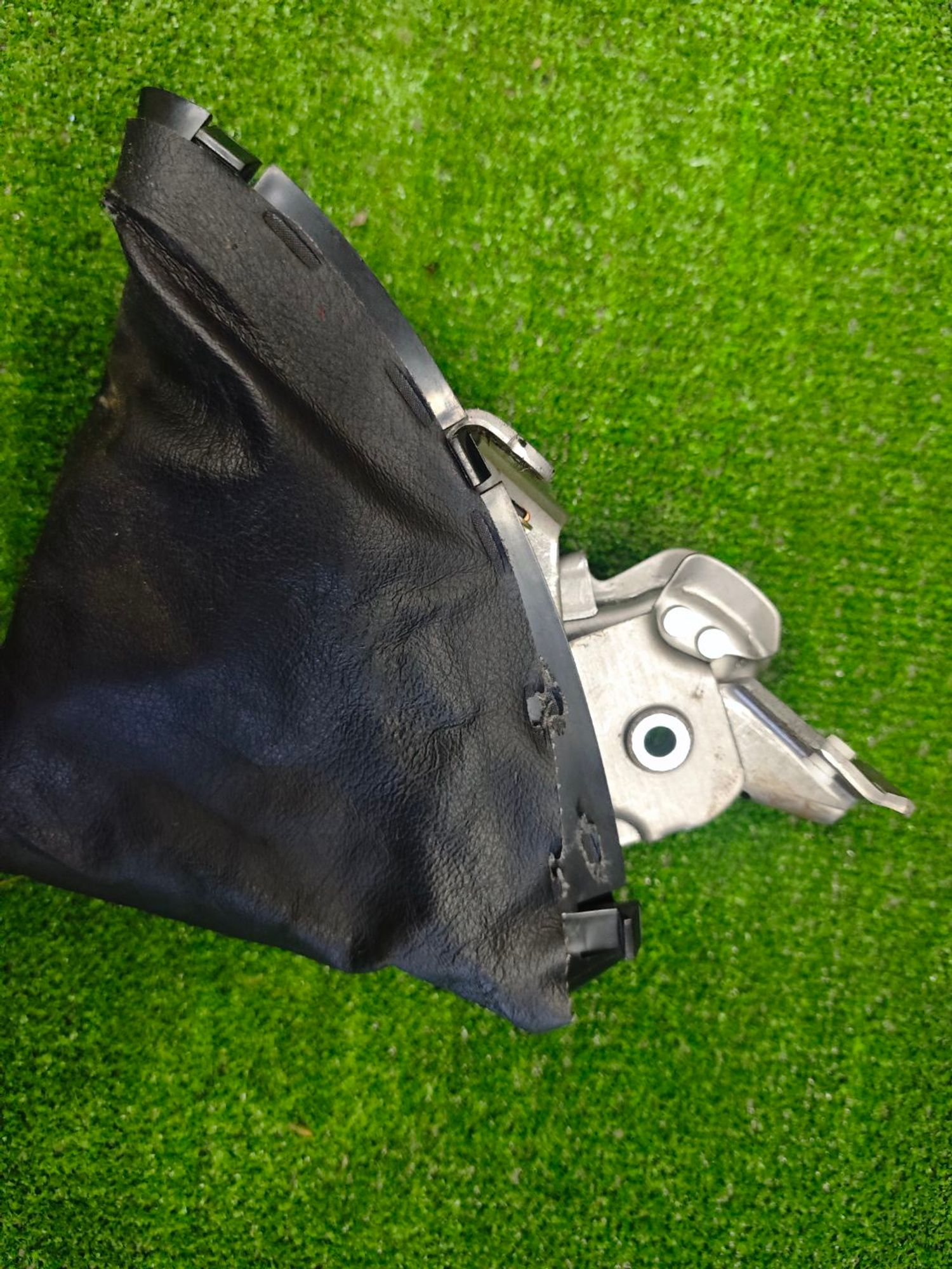https://ycs.partsauto.market/partsauto-images/thmbs/userImages/642e6f5f1bce7f21e2021cd69aab83bc/part/10dab5b0-5df5-4a13-8d0e-64d219622e1b_1785840807124.jpg