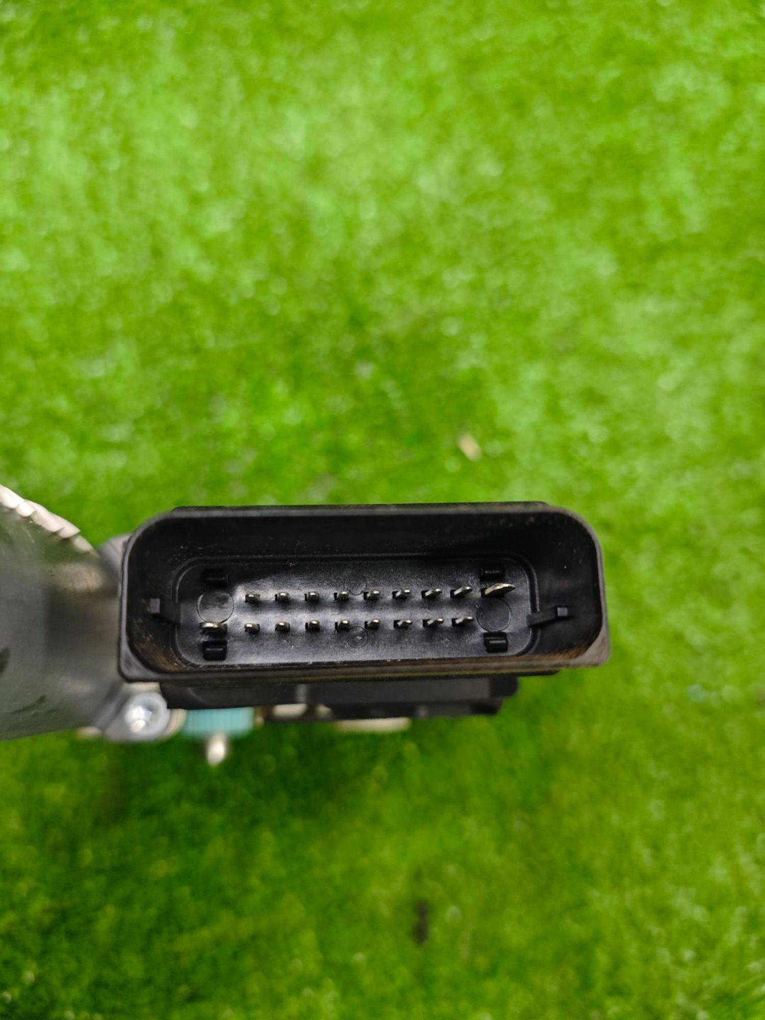 https://ycs.partsauto.market/partsauto-images/thmbs/userImages/642e6f5f1bce7f21e2021cd69aab83bc/part/2ab5dd8a-aa45-4e9e-8612-fb7dddd08e4a_1784827001166.jpg