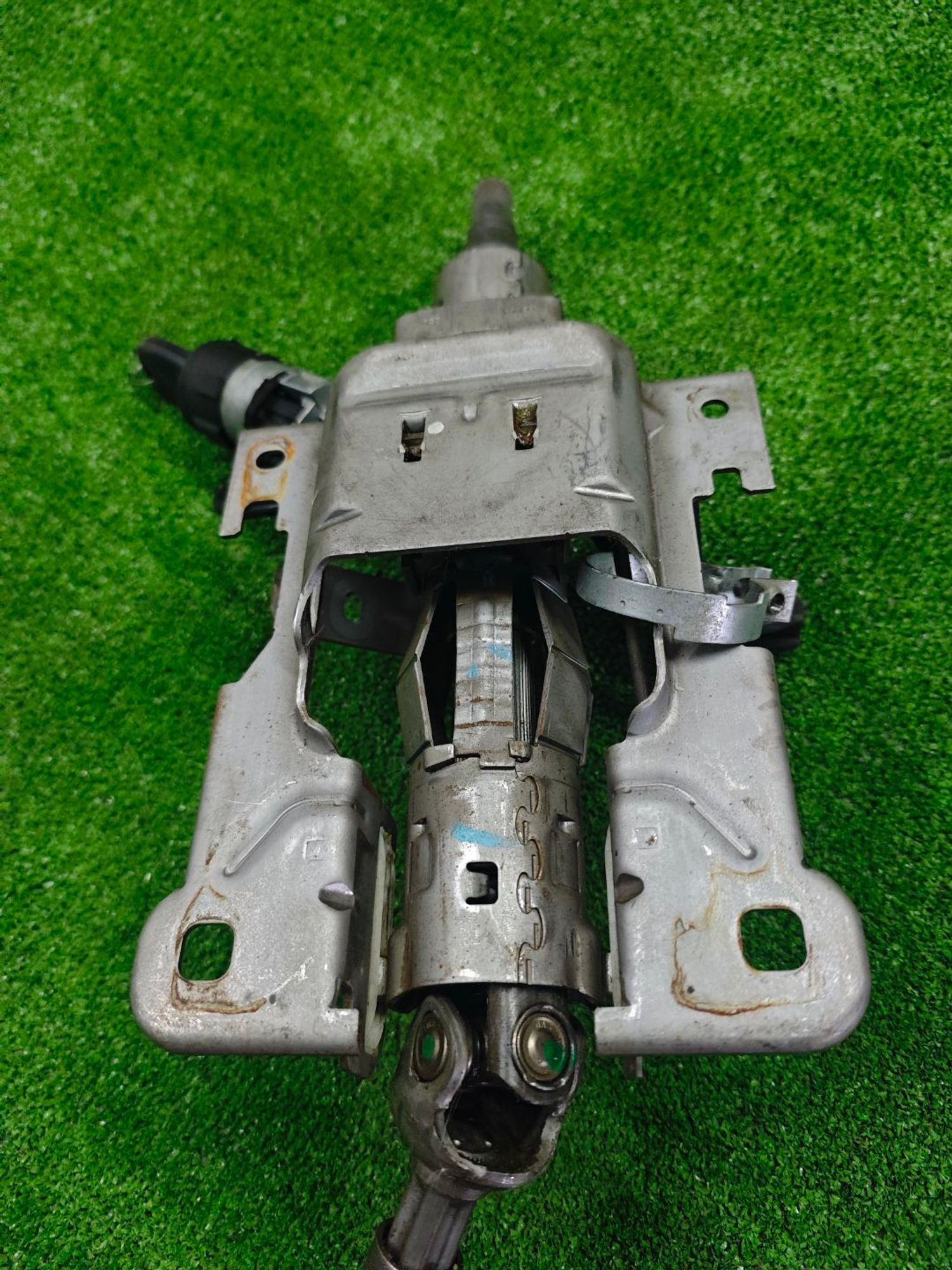 https://ycs.partsauto.market/partsauto-images/thmbs/userImages/642e6f5f1bce7f21e2021cd69aab83bc/part/328e8852-7c23-45b2-9253-66b6e1bf0908_1784291634041.jpg