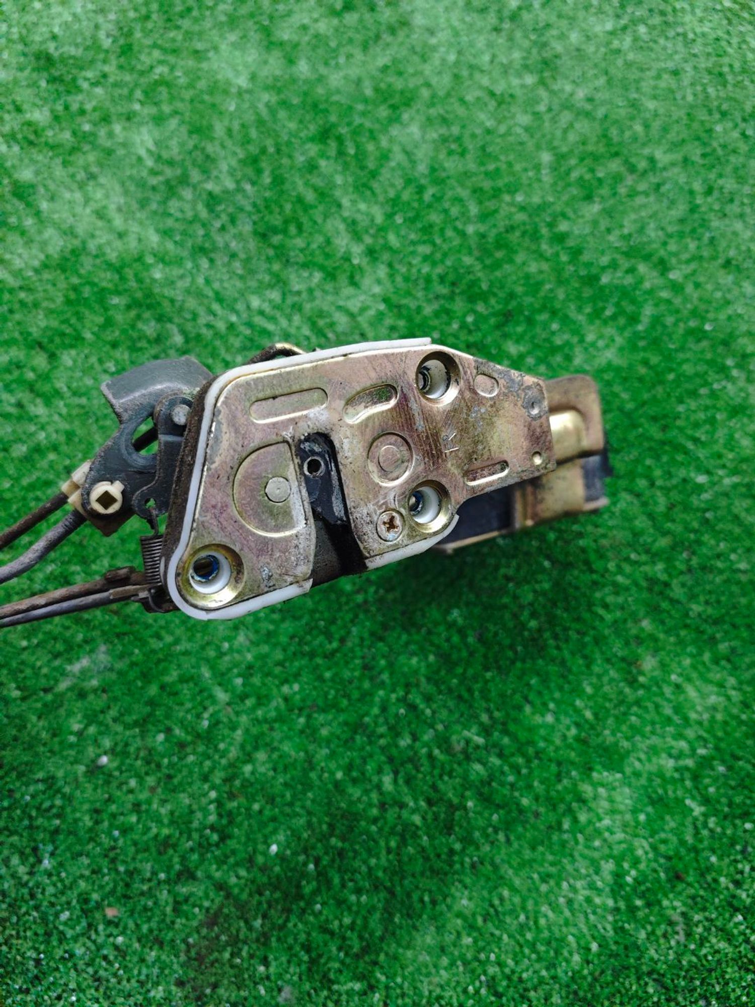 https://ycs.partsauto.market/partsauto-images/thmbs/userImages/642e6f5f1bce7f21e2021cd69aab83bc/part/378274fd-a192-49ba-826d-cba077707dd7_1784209819534.jpg