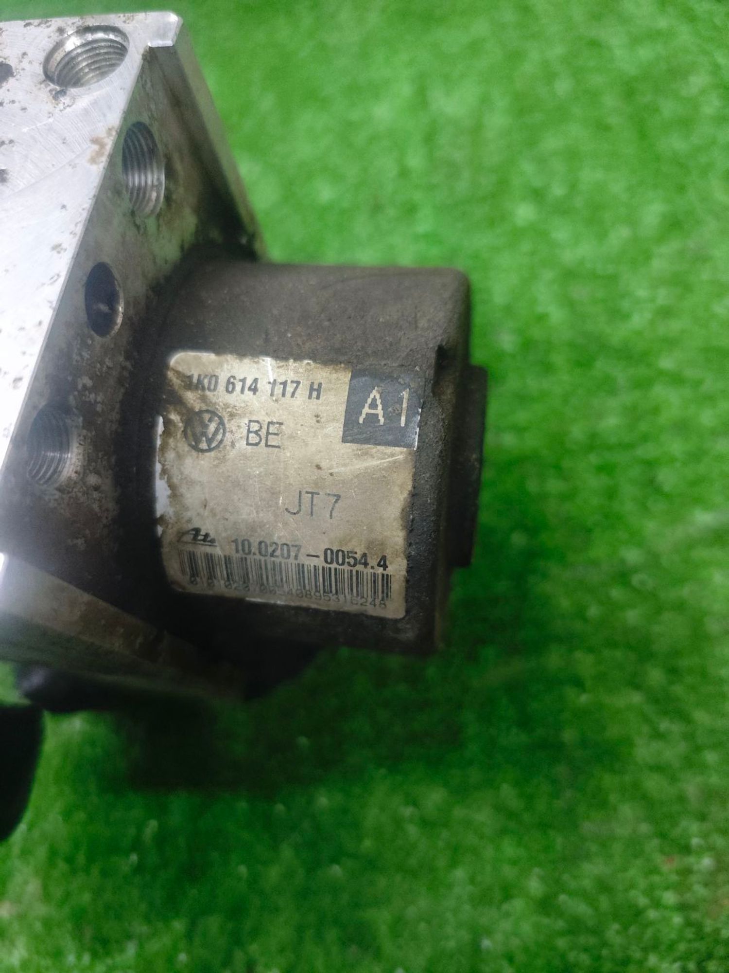 https://ycs.partsauto.market/partsauto-images/thmbs/userImages/642e6f5f1bce7f21e2021cd69aab83bc/part/3c1f826a-8c16-4c56-adef-16fab7406e69_1785490044157.jpg