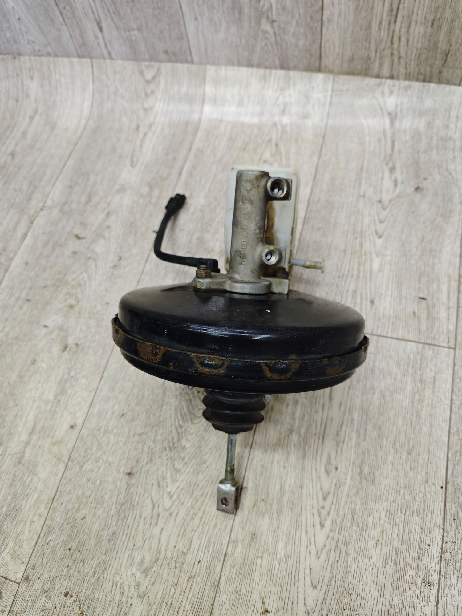 https://ycs.partsauto.market/partsauto-images/thmbs/userImages/642e6f5f1bce7f21e2021cd69aab83bc/part/4dfd9c50-a6eb-4d62-857a-4d7260285821_1715930132602.jpg